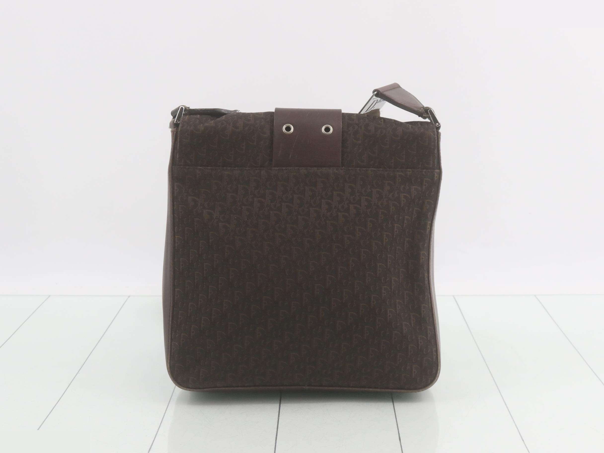 Trotter Street Chic Shoulder Bag — view 2