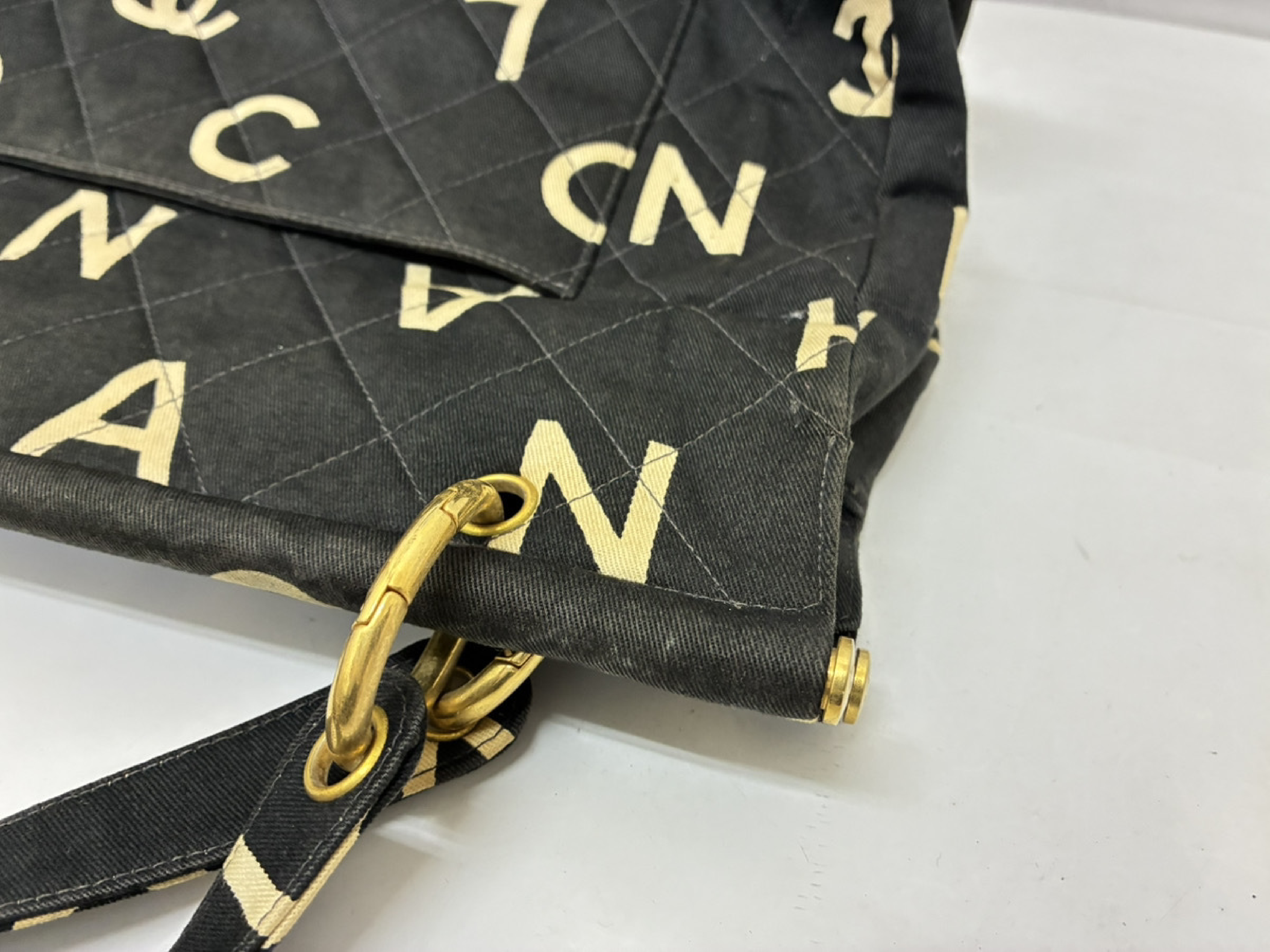Icon Tote Bag Black Tote Bag — view 6