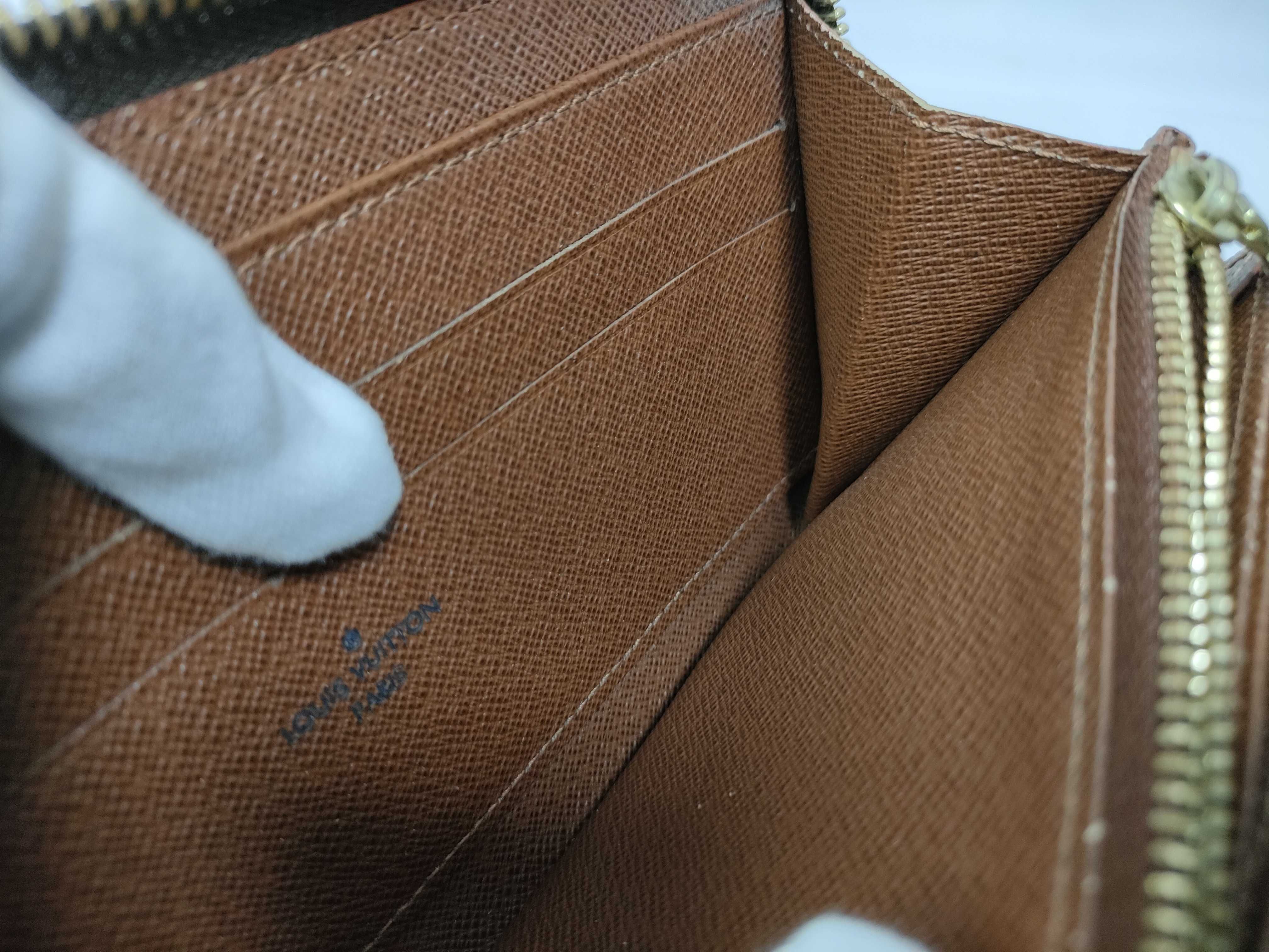 Monogram Louis Vuitton Monogram Zippy Wallet — view 12