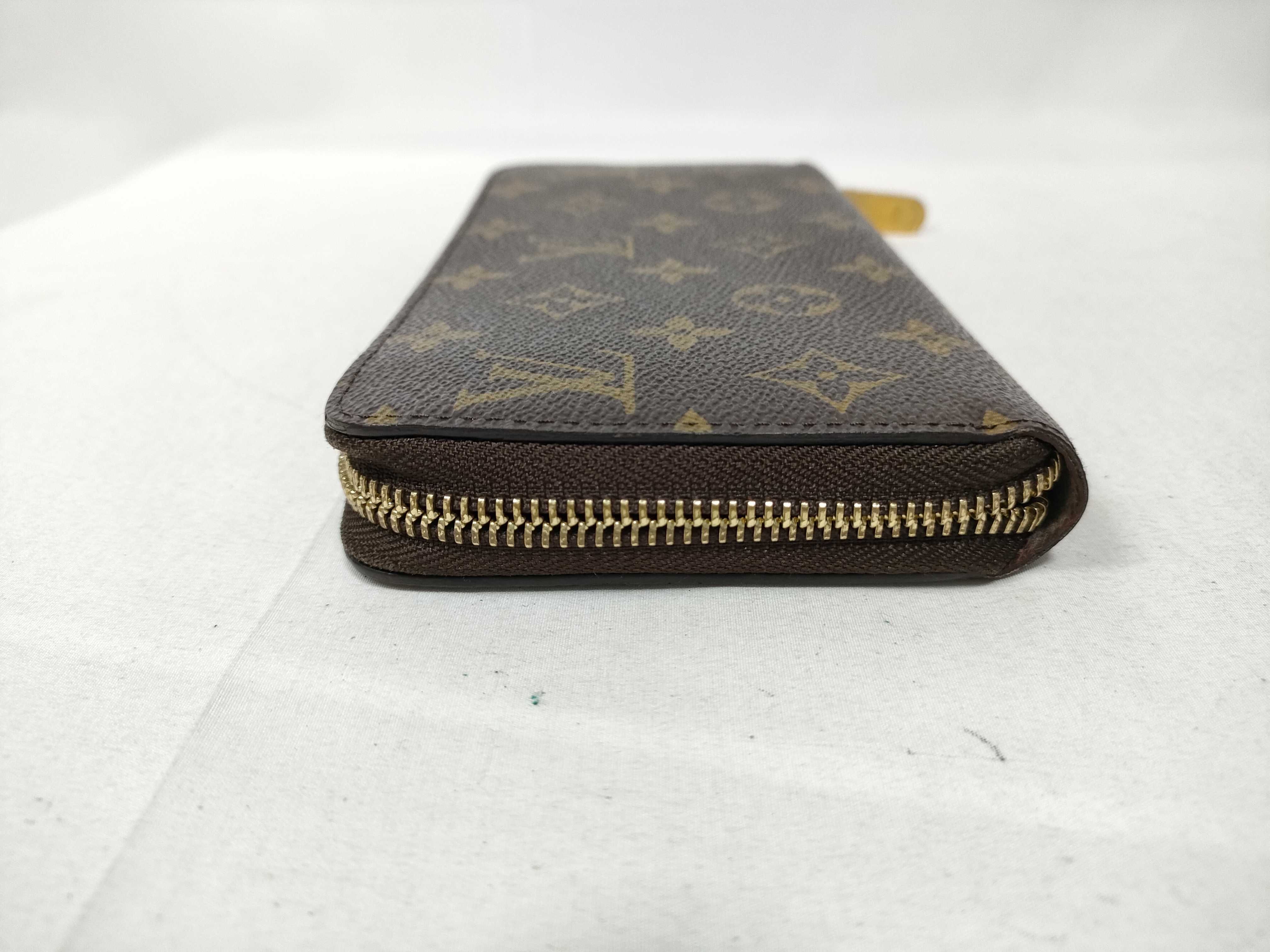 Monogram Louis Vuitton Monogram Zippy Wallet — view 6