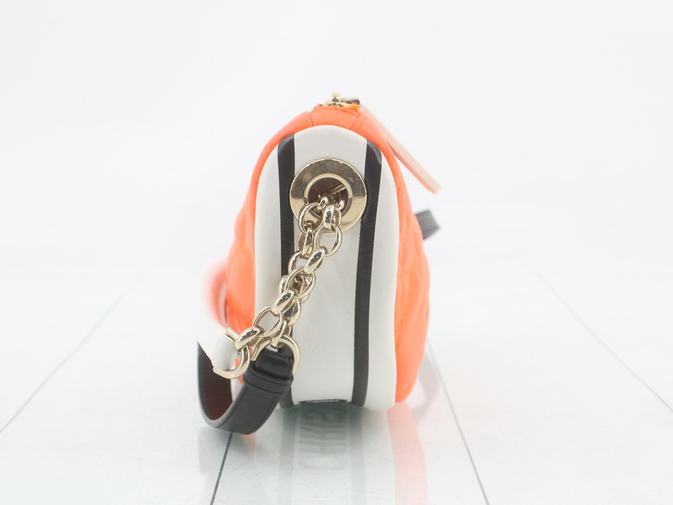 VIBE Small Hobo Leather 2-Way Chain Shoulder Bag — view 4