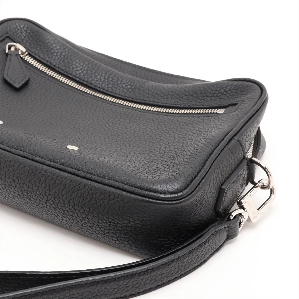 Taurillon Pochette Kasai M51823 SR0240 Black (RFID detected) — view 3