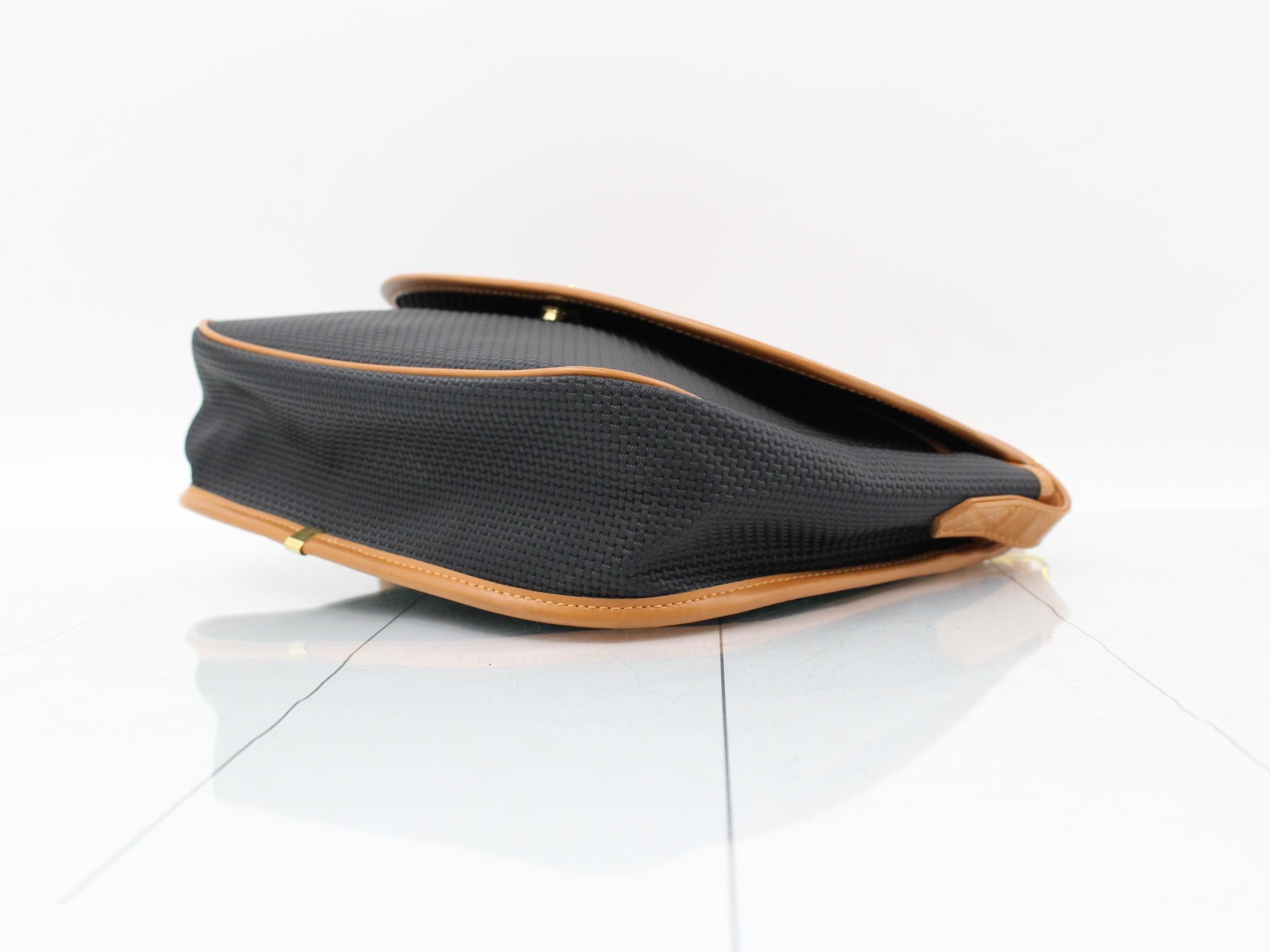 shoulder bag — view 6
