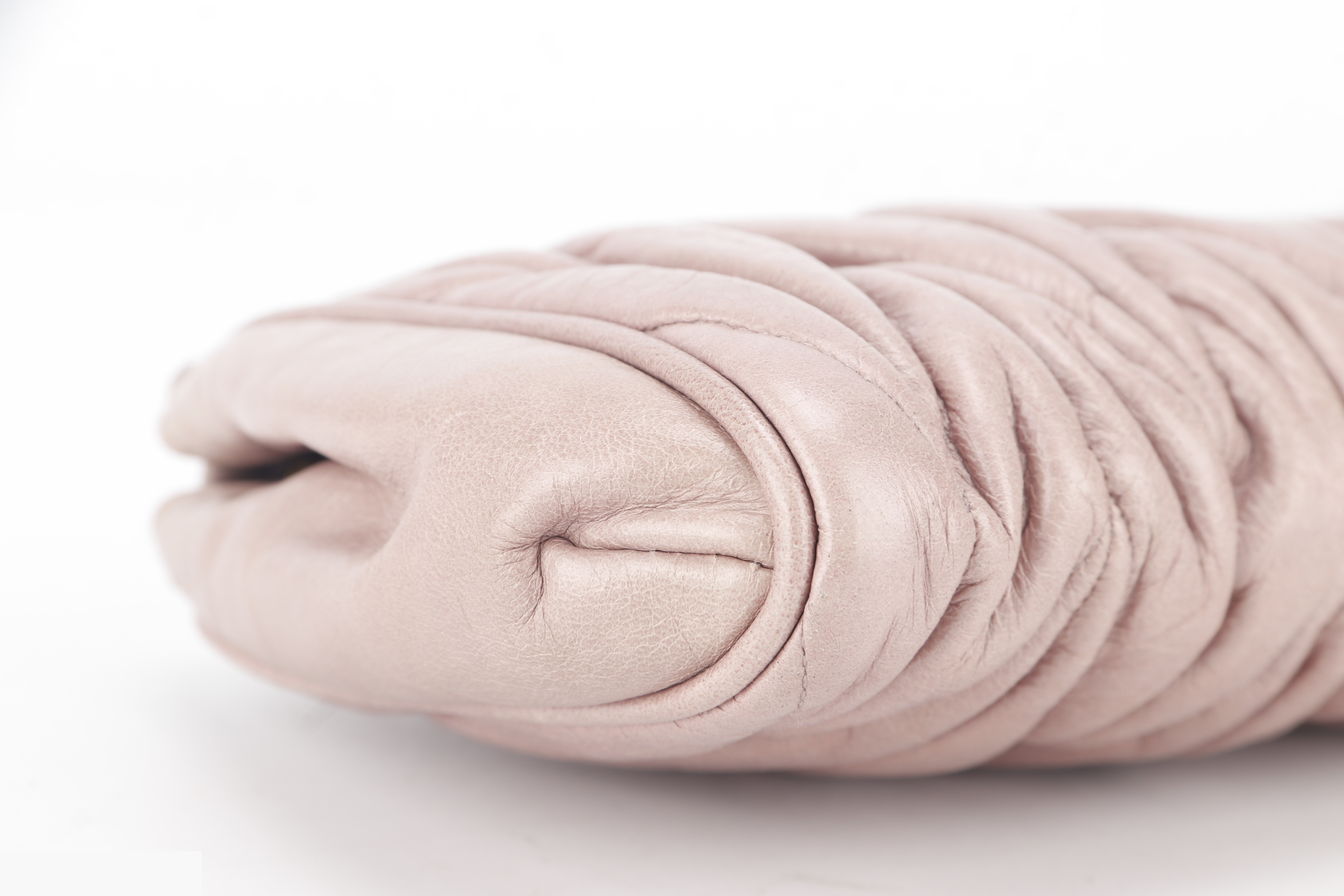 NAPPA MATELASSE WRISTLET PINK GHW — view 8