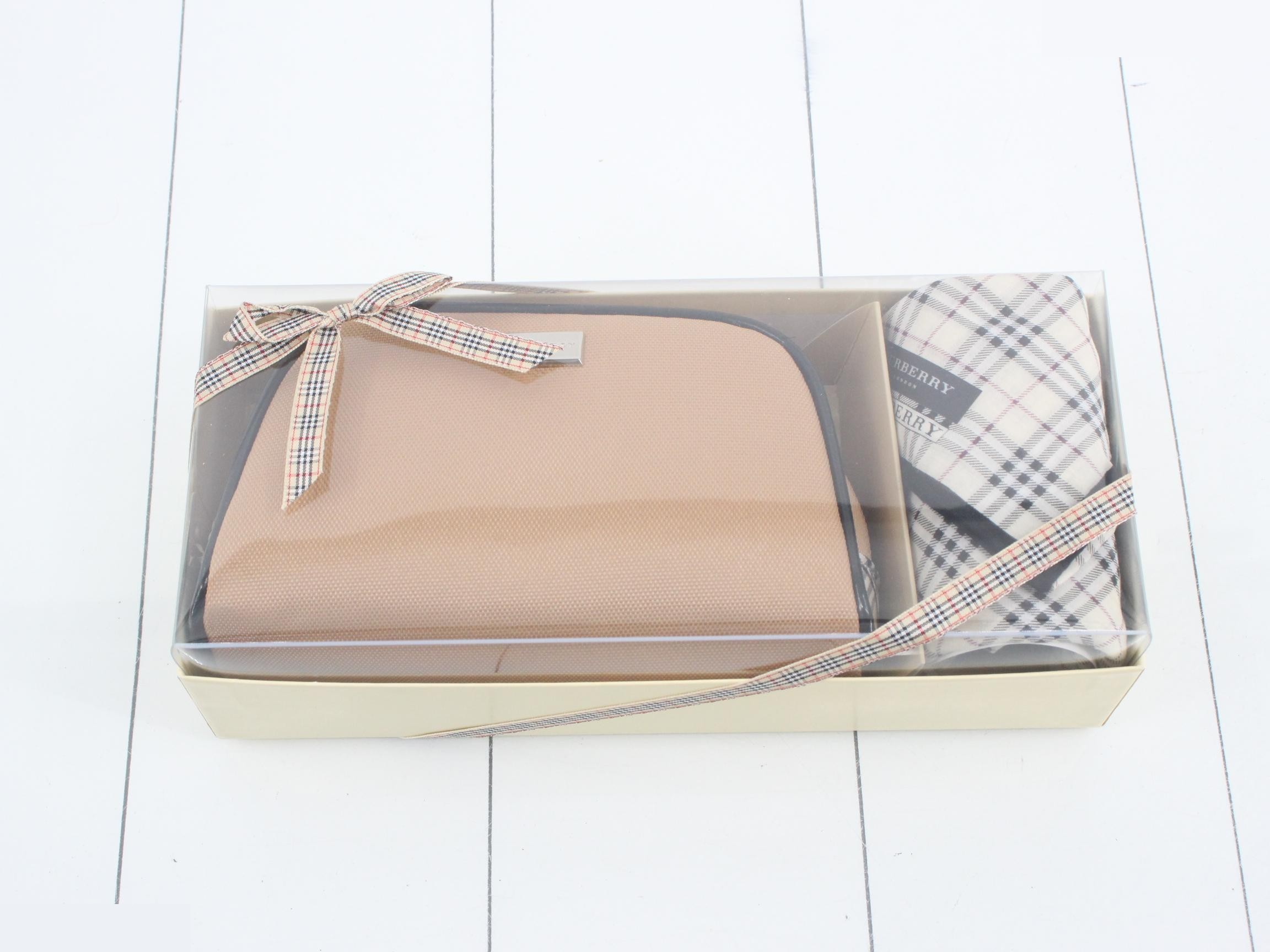 Pouch, handkerchief — view 3