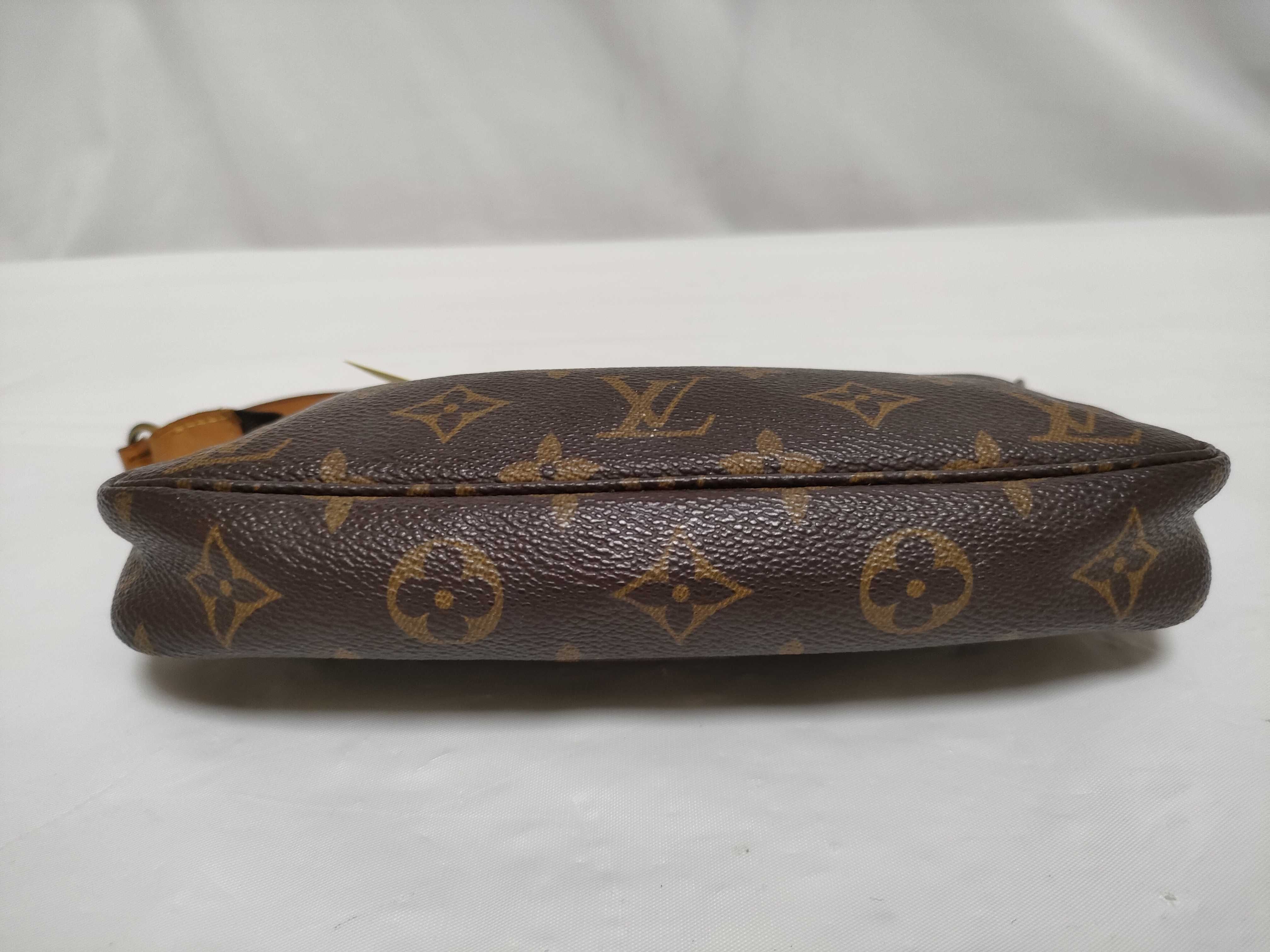 Monogram Pochette Accessoires M51980 Bag — view 7
