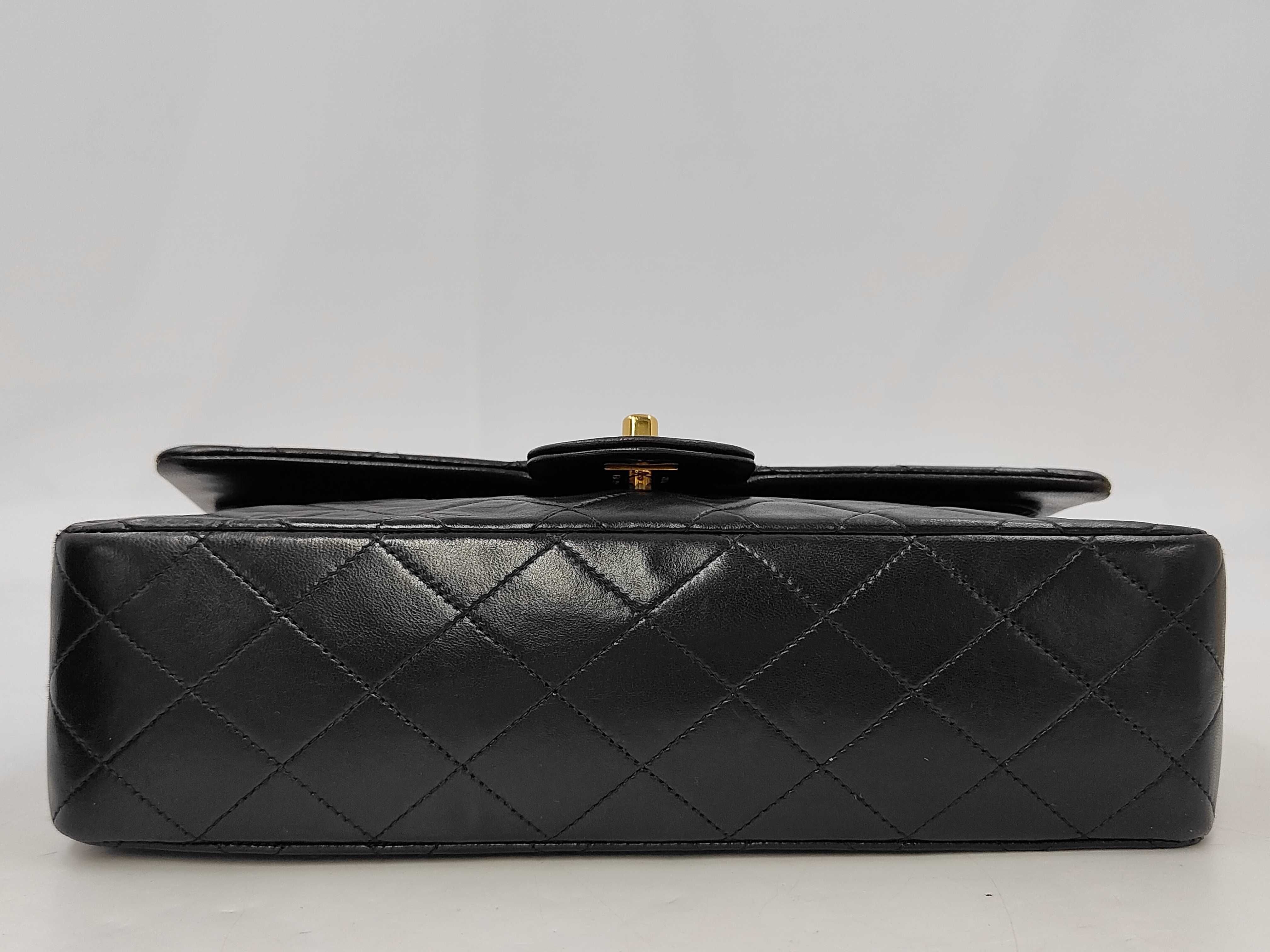 Matelassé 25W Flap Double Chain Lambskin Shoulder Bag — view 4