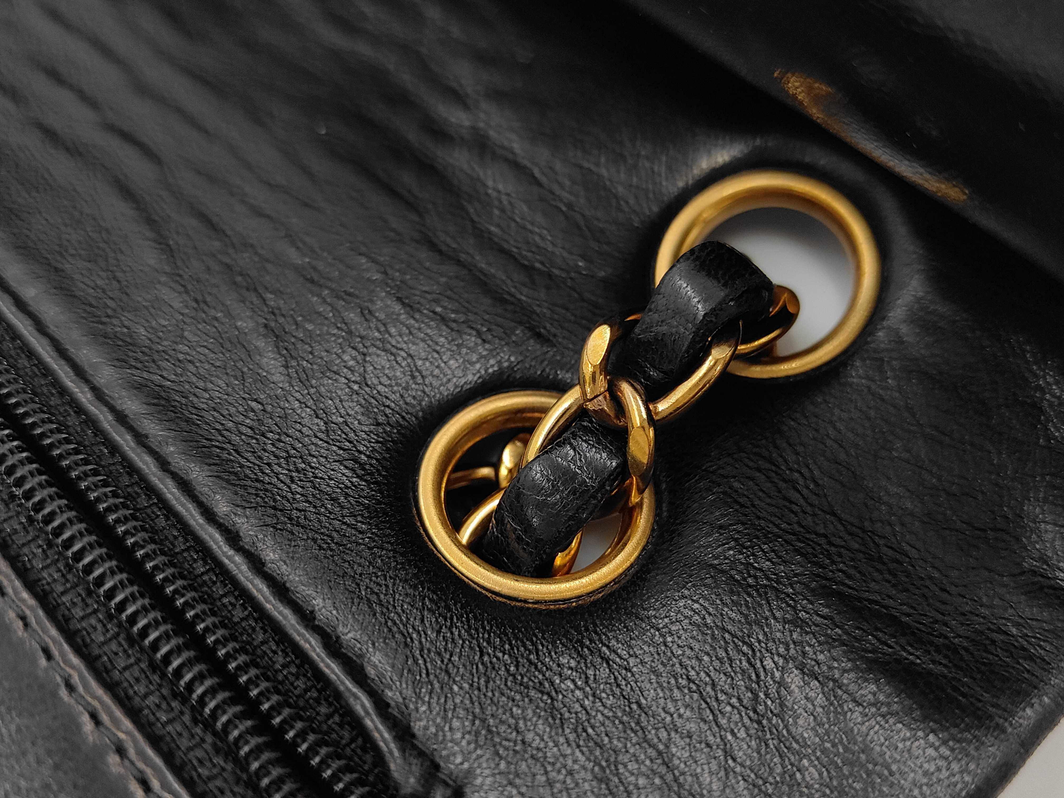 Matelassé 25W Flap Double Chain Lambskin Shoulder Bag — view 7
