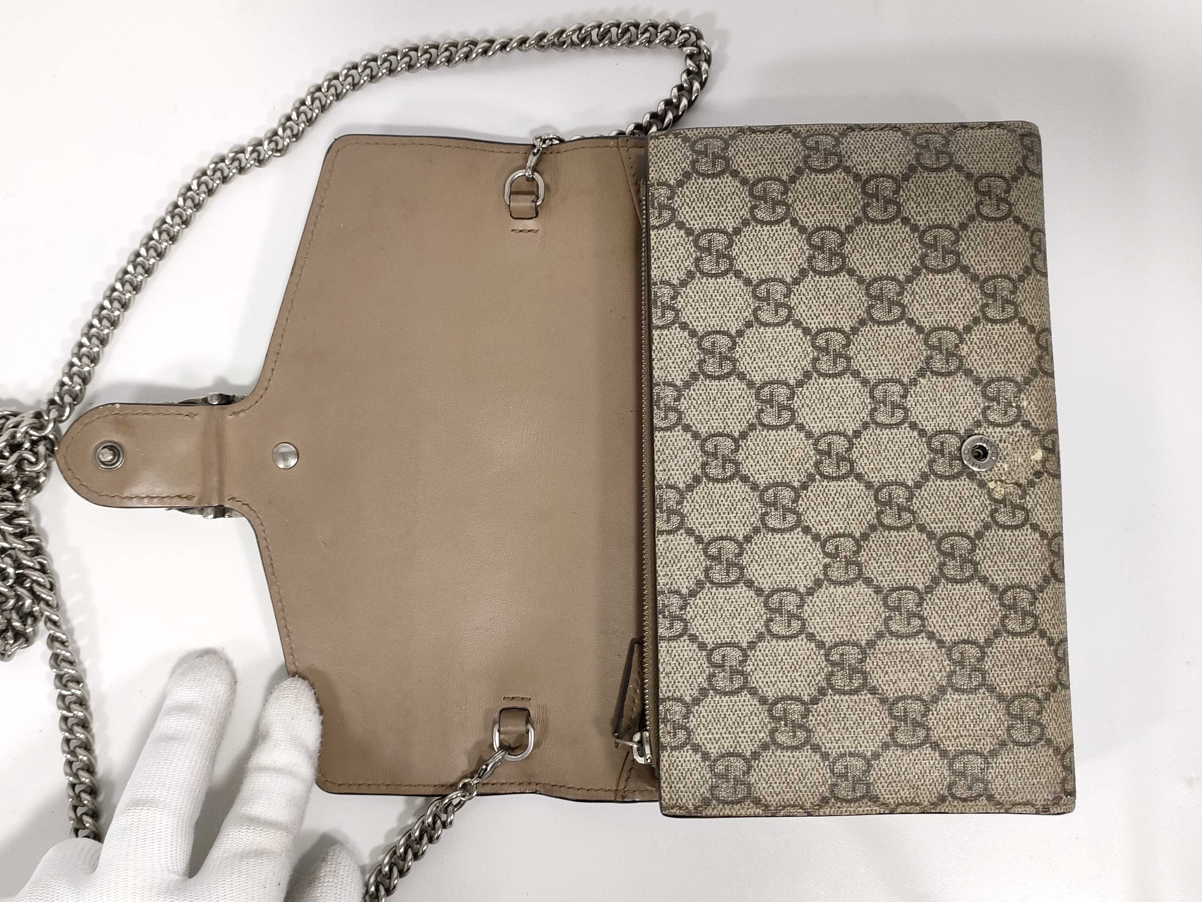 GG Supreme Chain Shoulder Bag — view 8