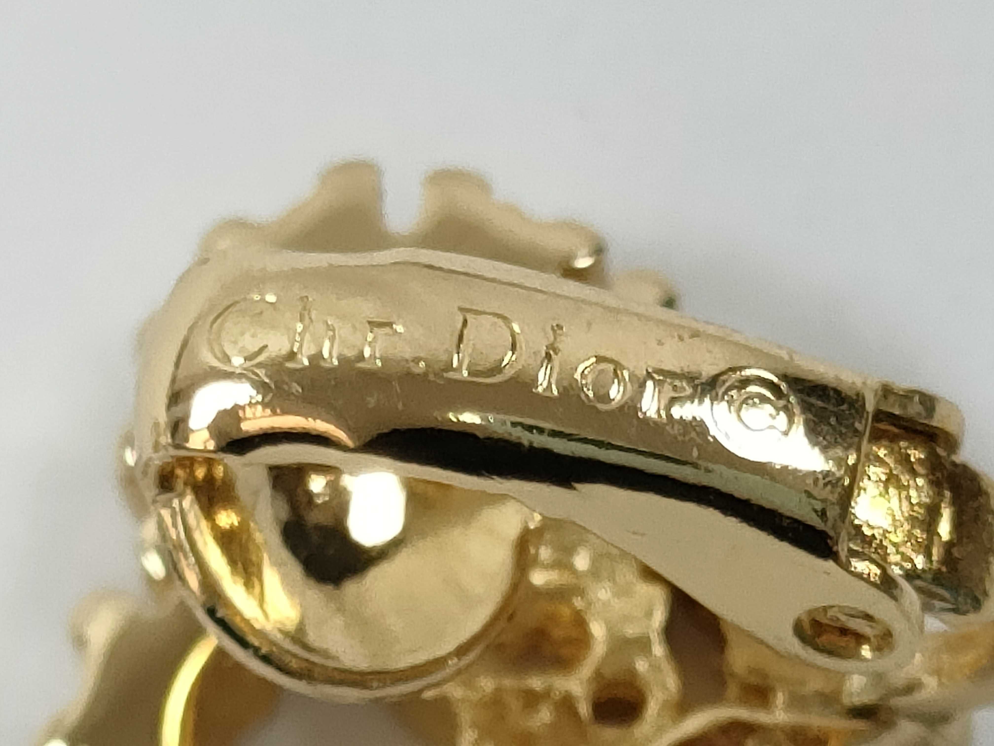 Logo Heart Rhinestone Gold Earrings — view 4
