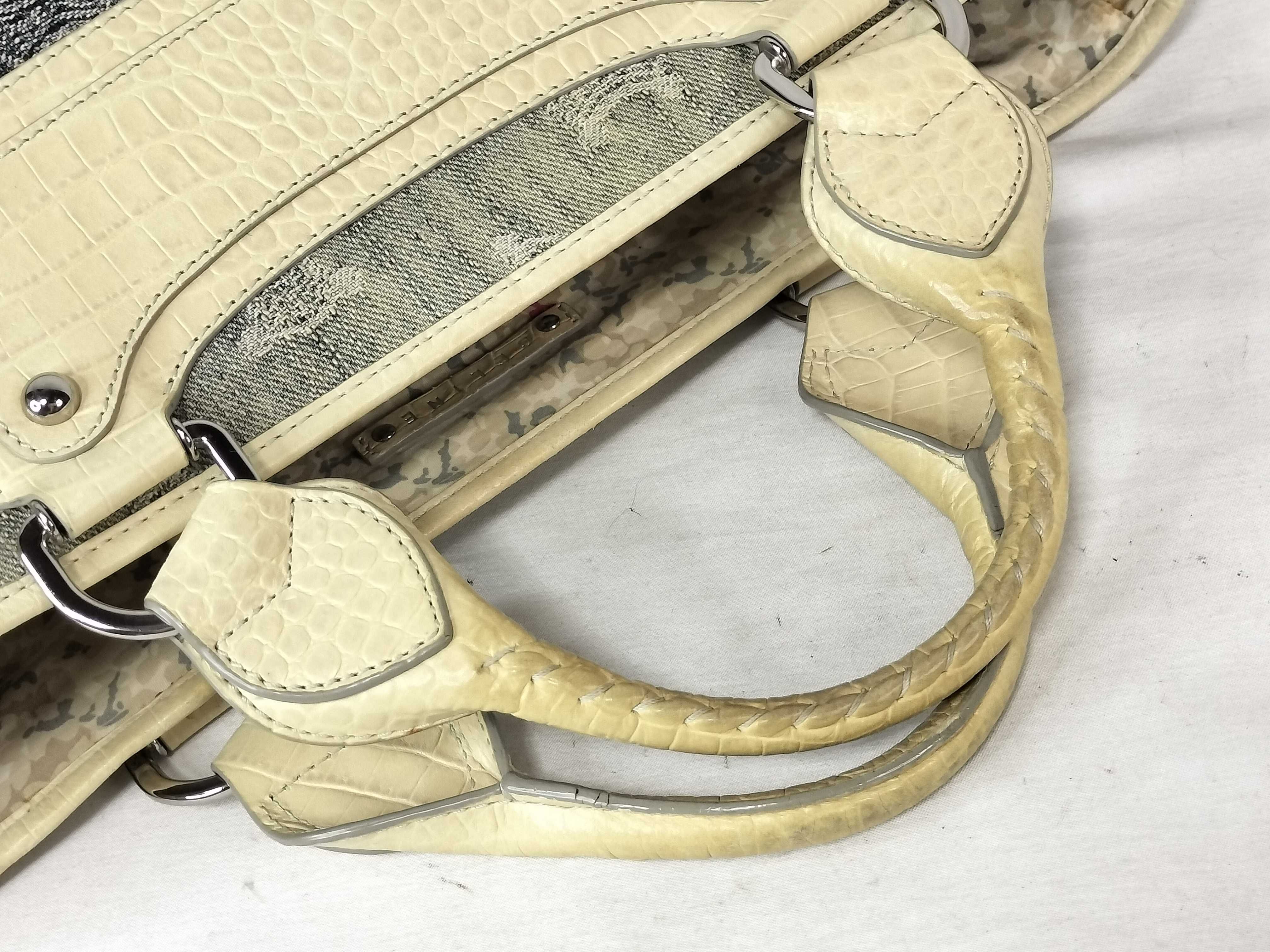 denim handbag — view 3
