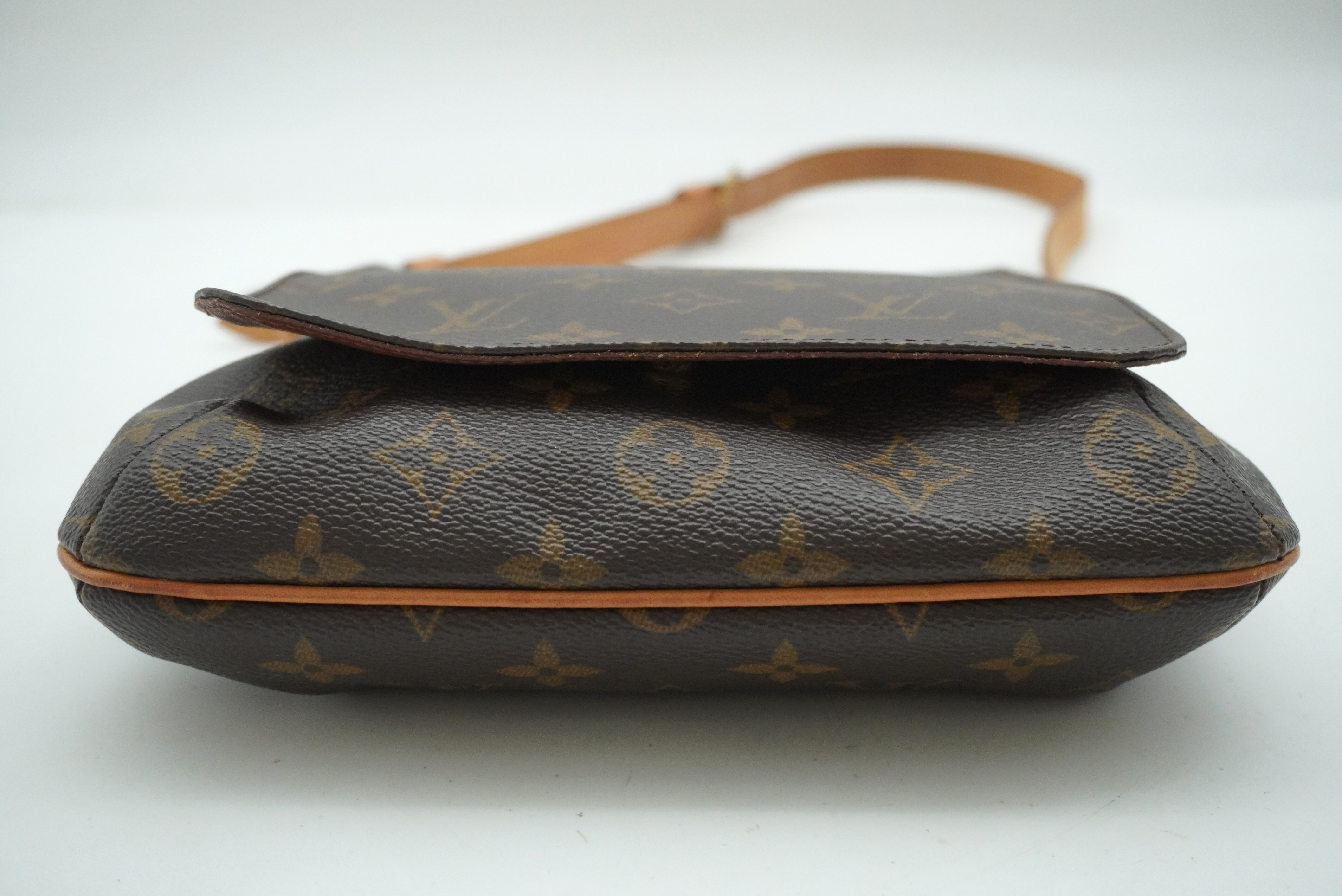 Monogram Musette Salsa M51258 Shoulder Bag — view 5