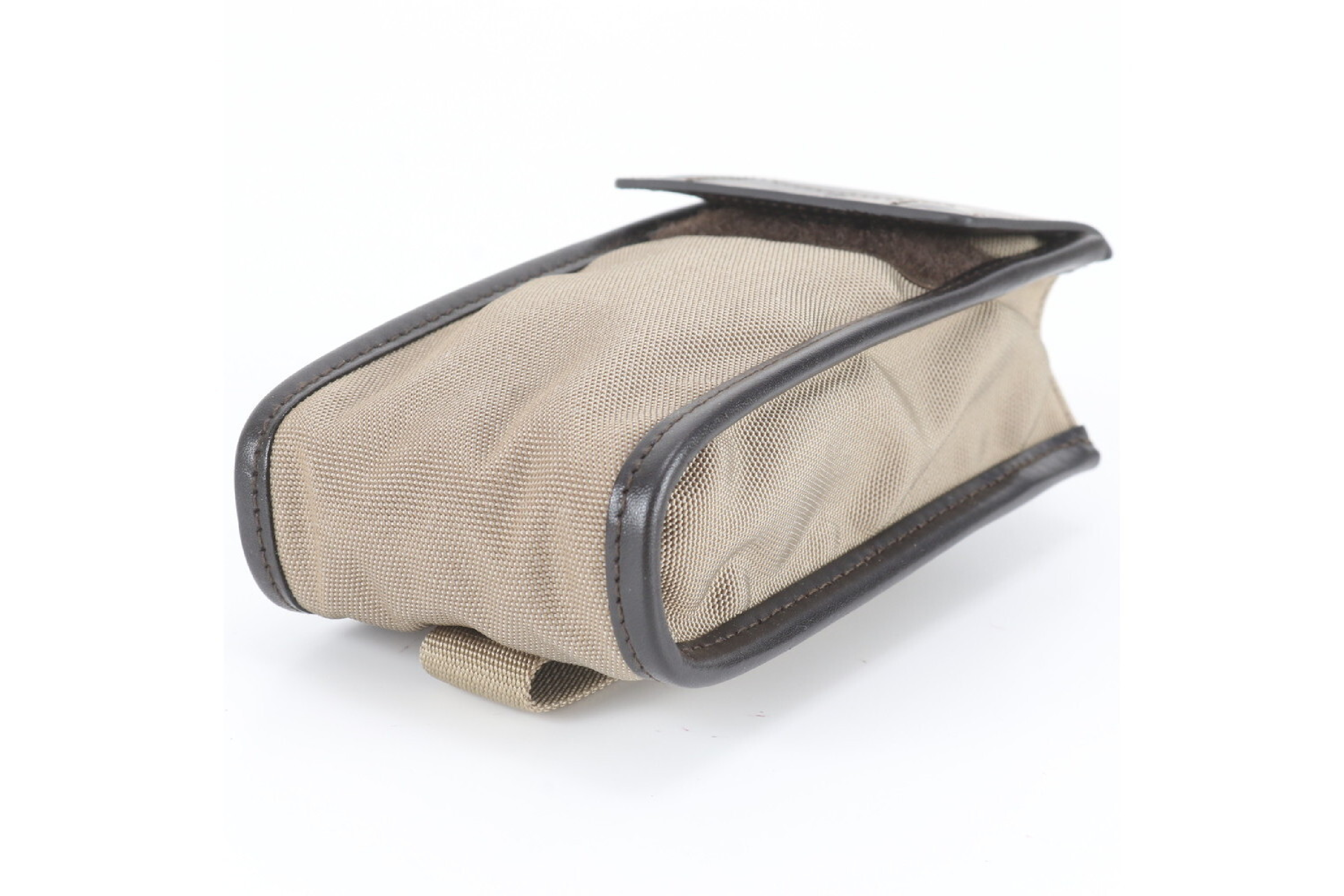 belt, pouch, and other accessories — view 5