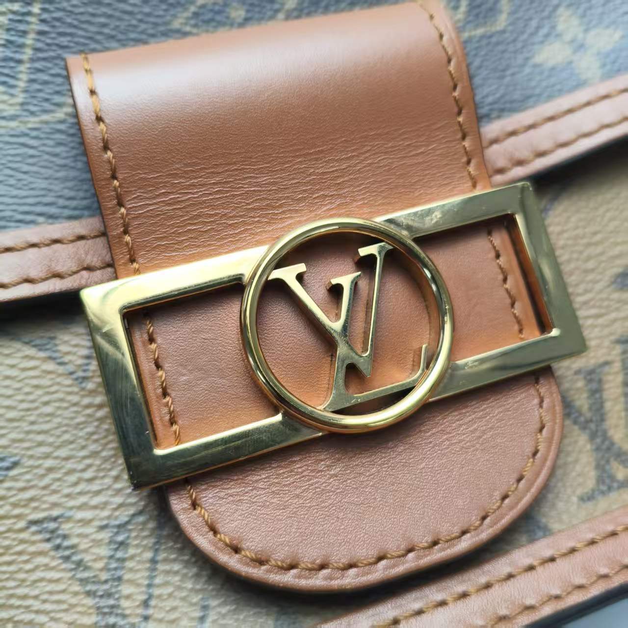 【*Shipped from: China*】LOUIS VUITTON Dauphine PU Shoulder Bag — view 14