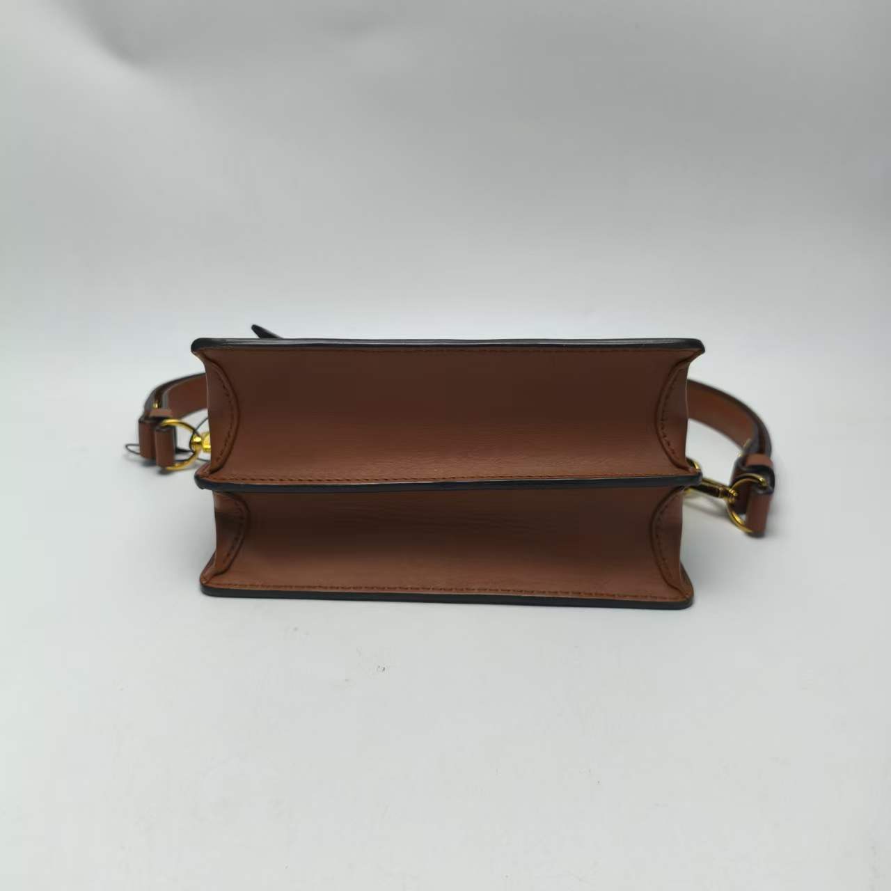 【*Shipped from: China*】LOUIS VUITTON Dauphine PU Shoulder Bag — view 5
