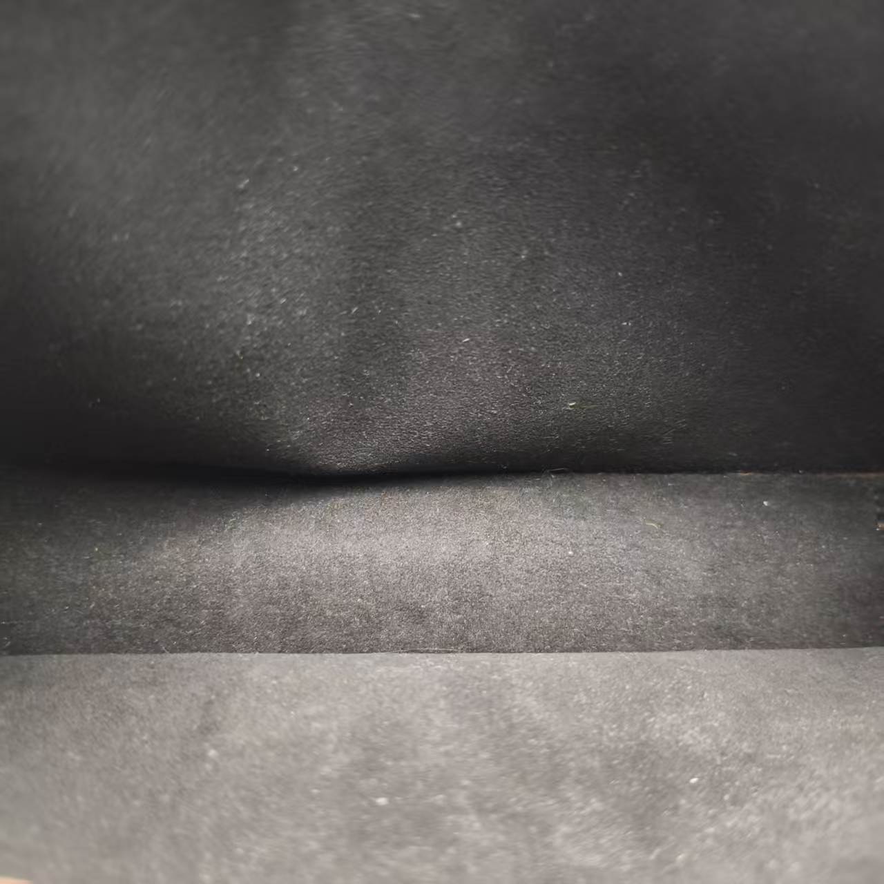 【*Shipped from: China*】LOUIS VUITTON Dauphine PU Shoulder Bag — view 9