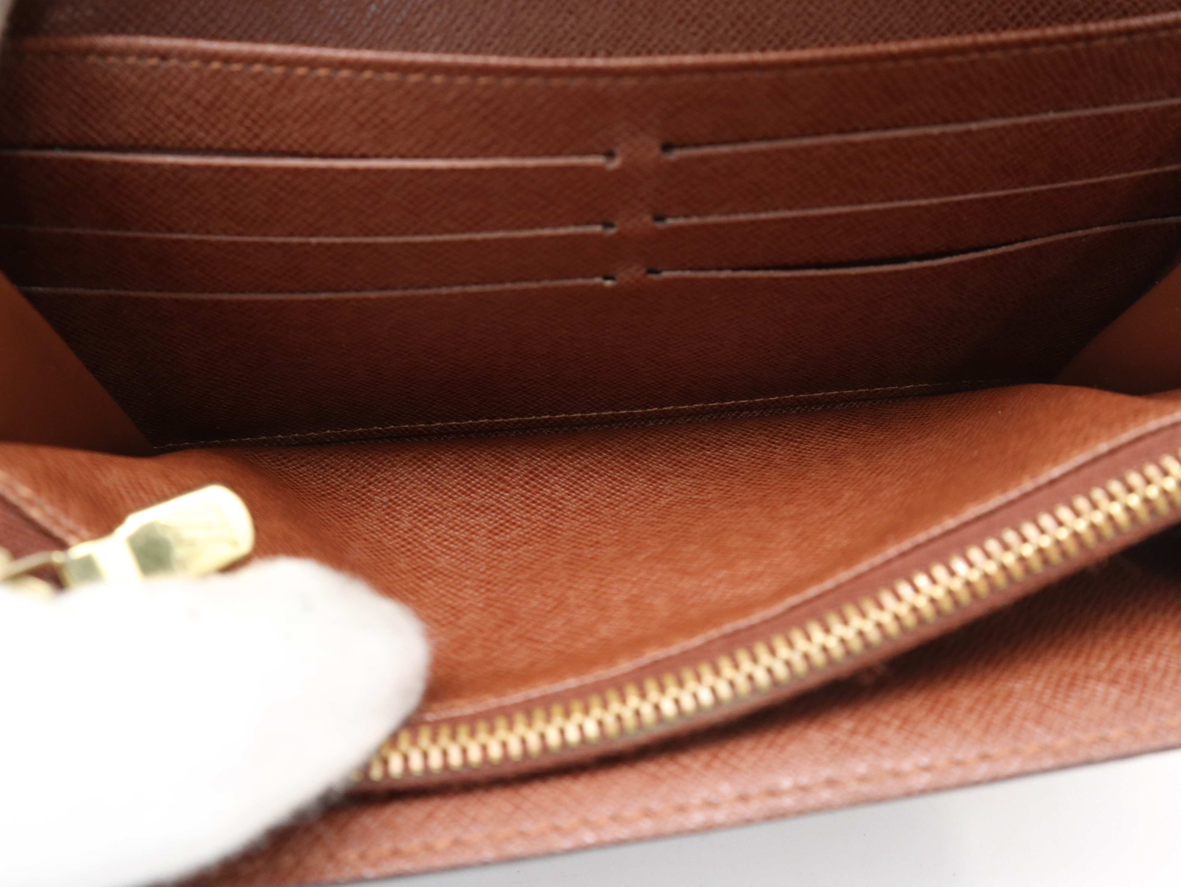 M61734 Monogram Portefeuille Sarah Wallet — view 10