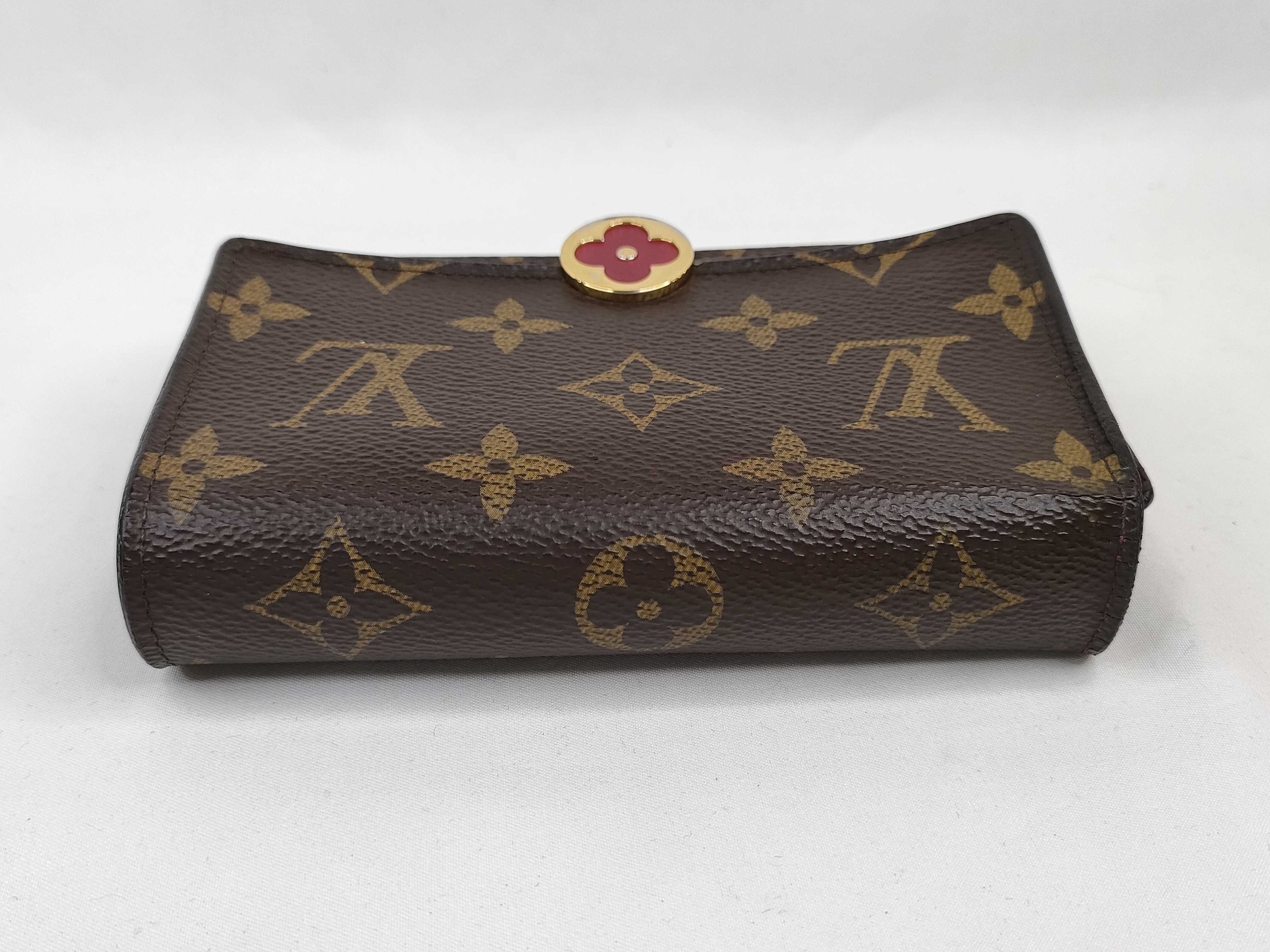 Monogram LV Flora Compact Folding Wallet — view 6