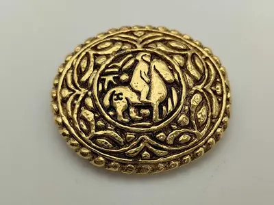 Brooch / GP Brooch