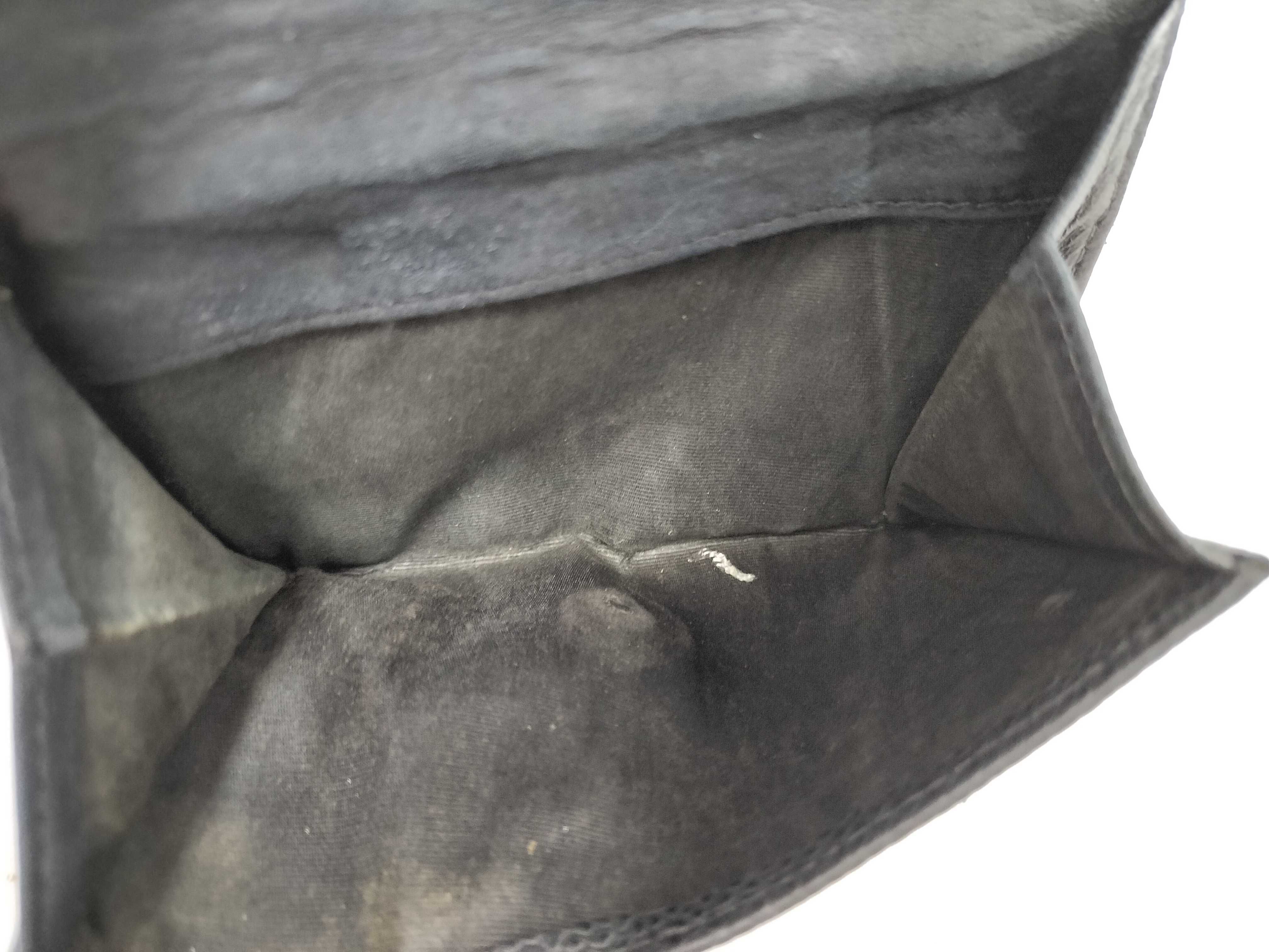 Caviar Skin Bi-fold Wallet — view 8