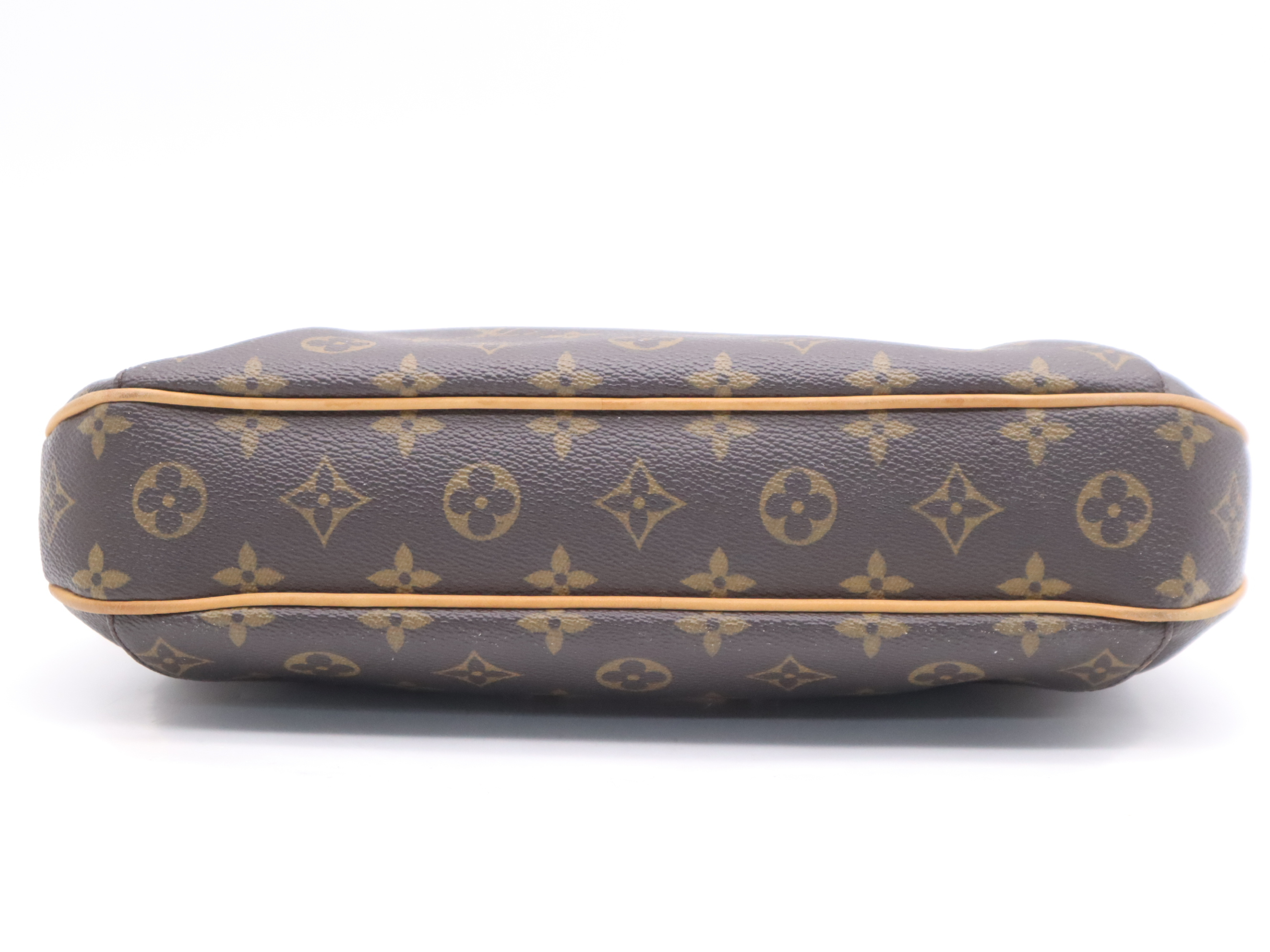 M56384 Monogram Thames PM Shoulder Bag — view 4