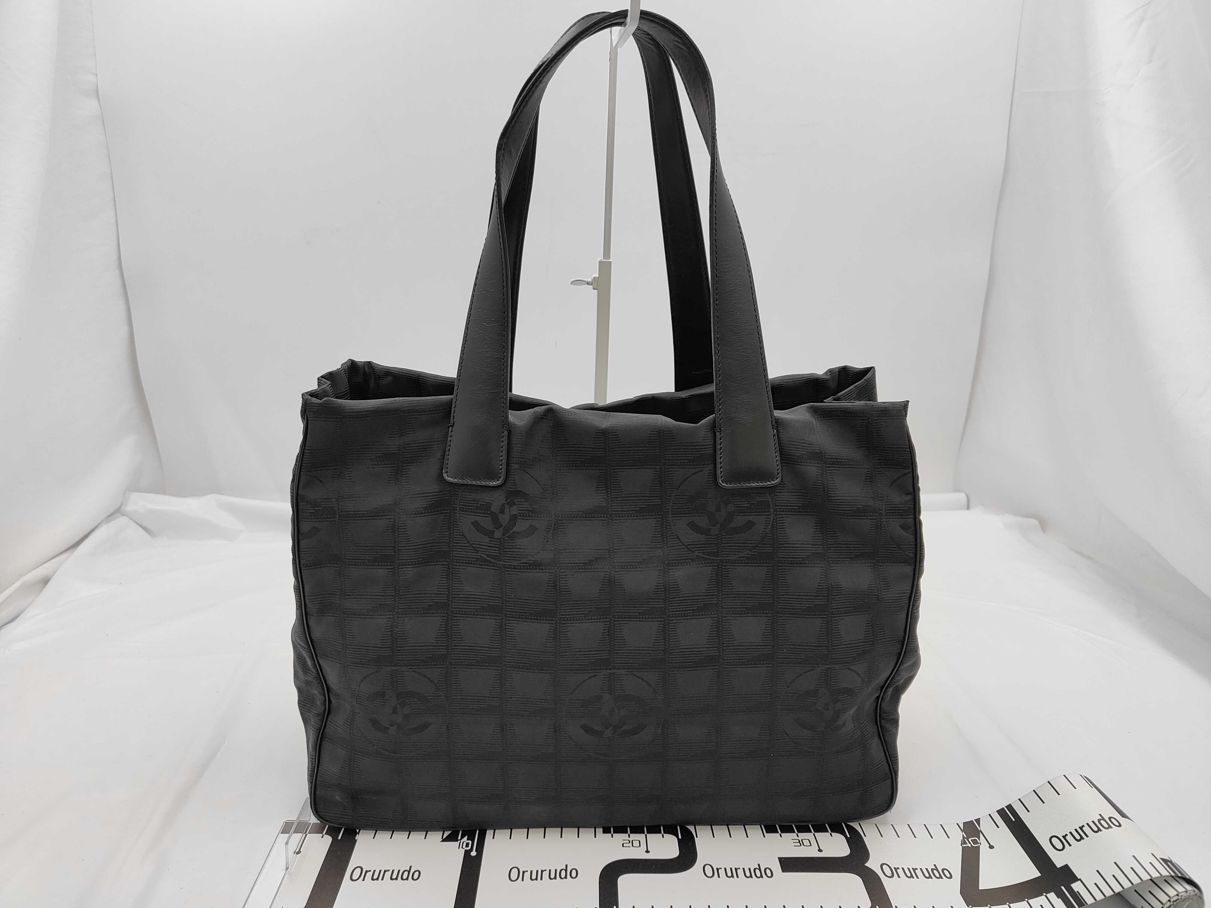 New Travel Line MM Tote Bag, Black, Serial Number, Card Holder — view 2
