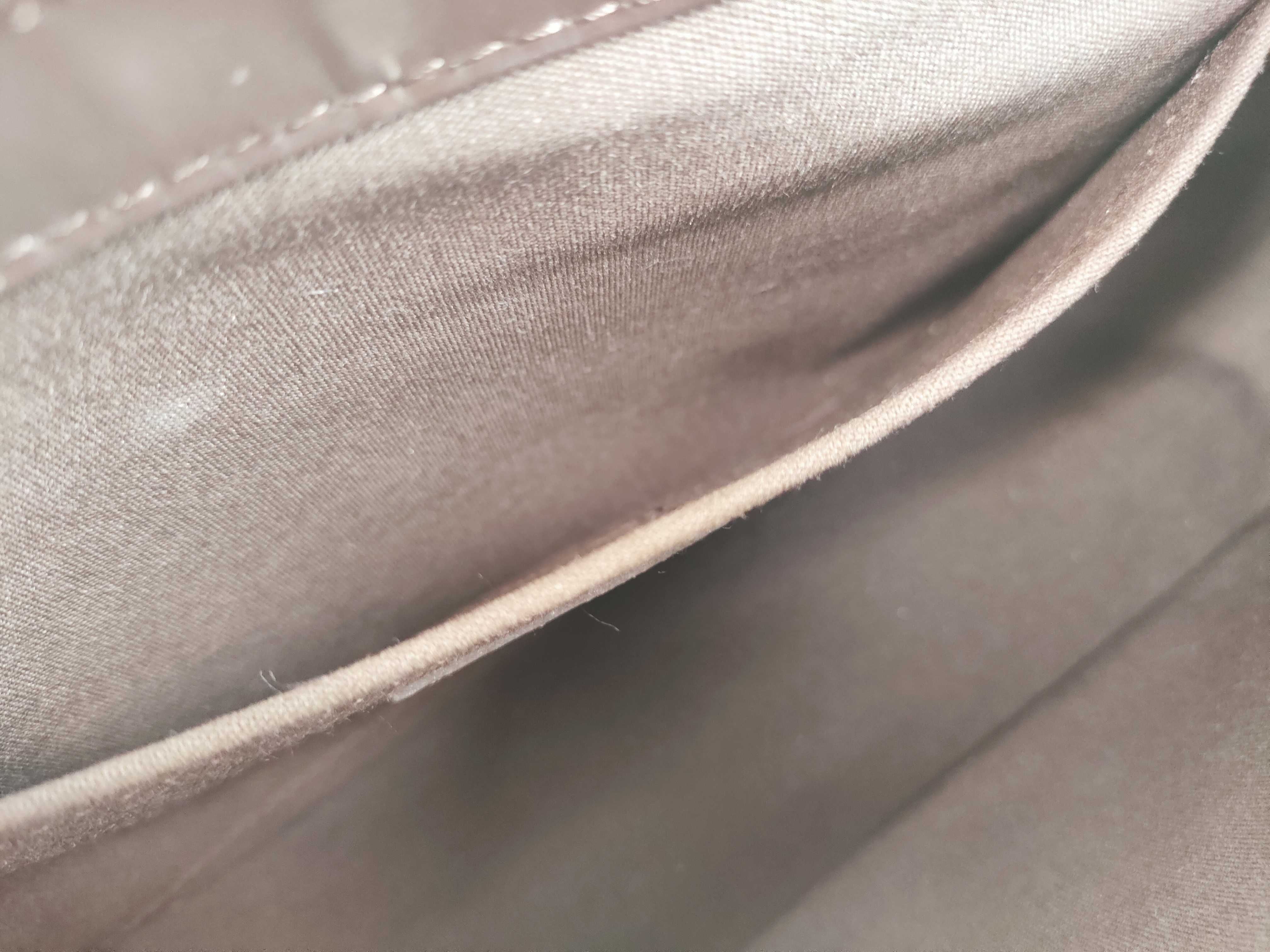 Epi Leather Danura PM M5891D AR0093 Handbag — view 13