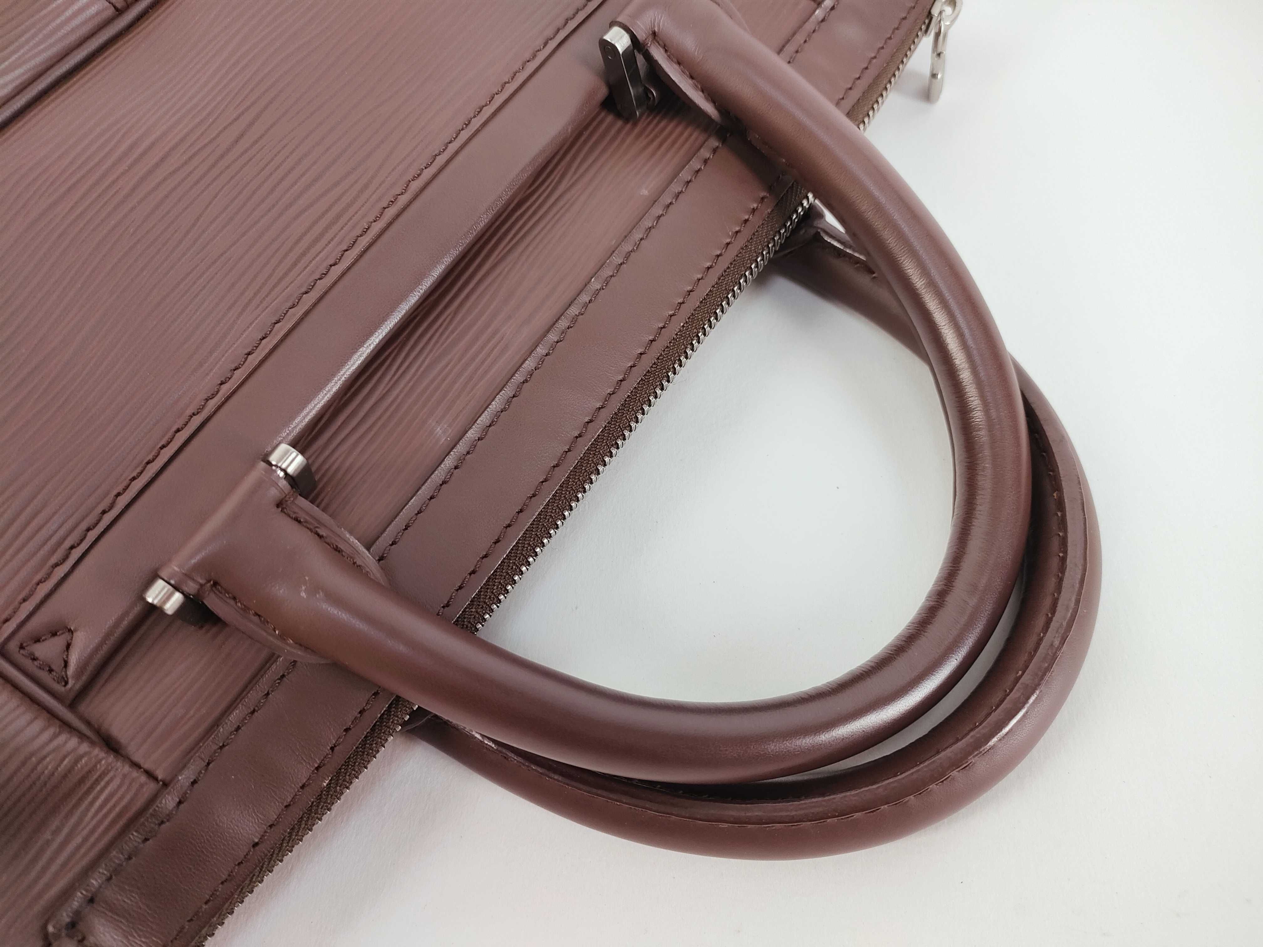 Epi Leather Danura PM M5891D AR0093 Handbag — view 3