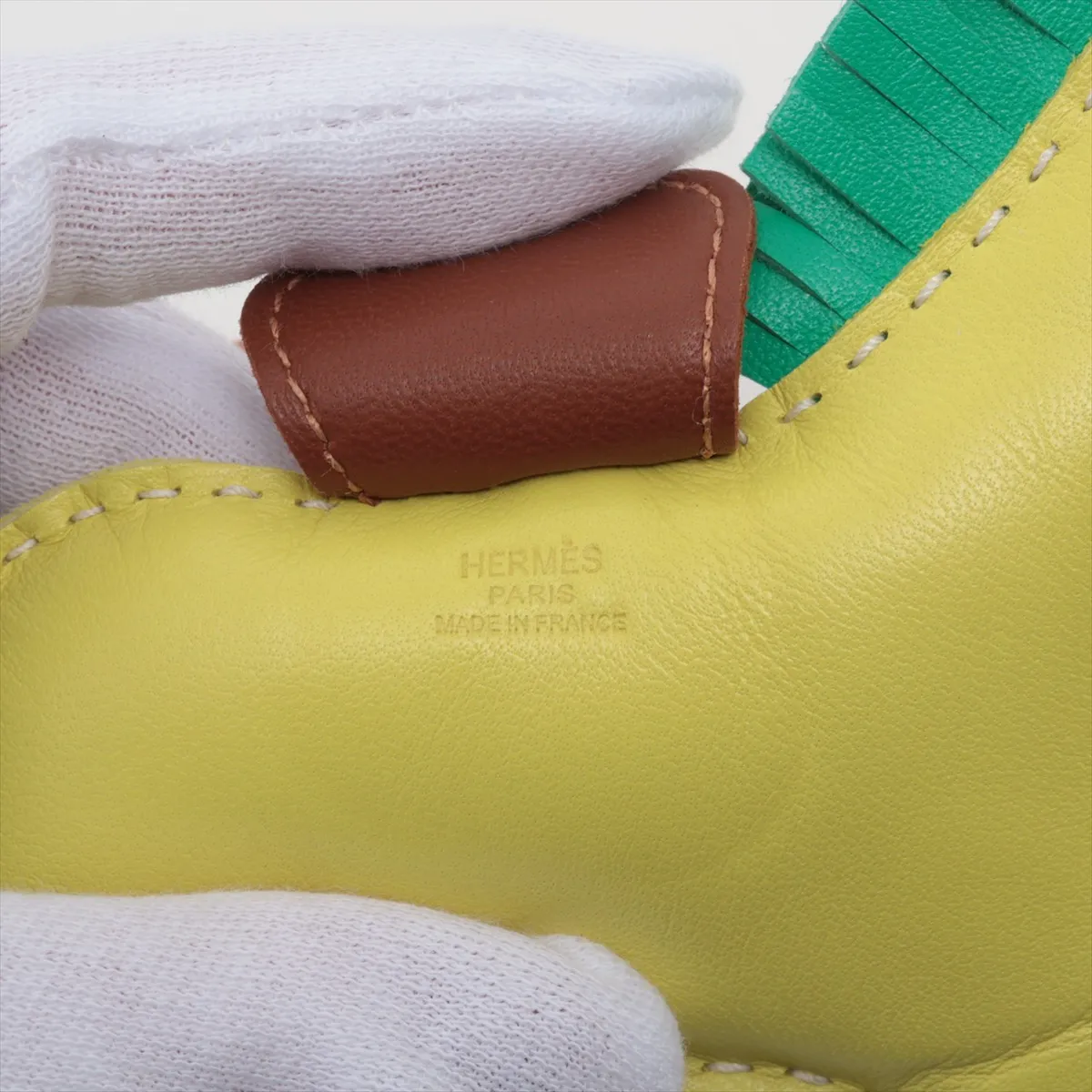 Rodeo Charm MM, Agneau Milo Yellow, with — view 3