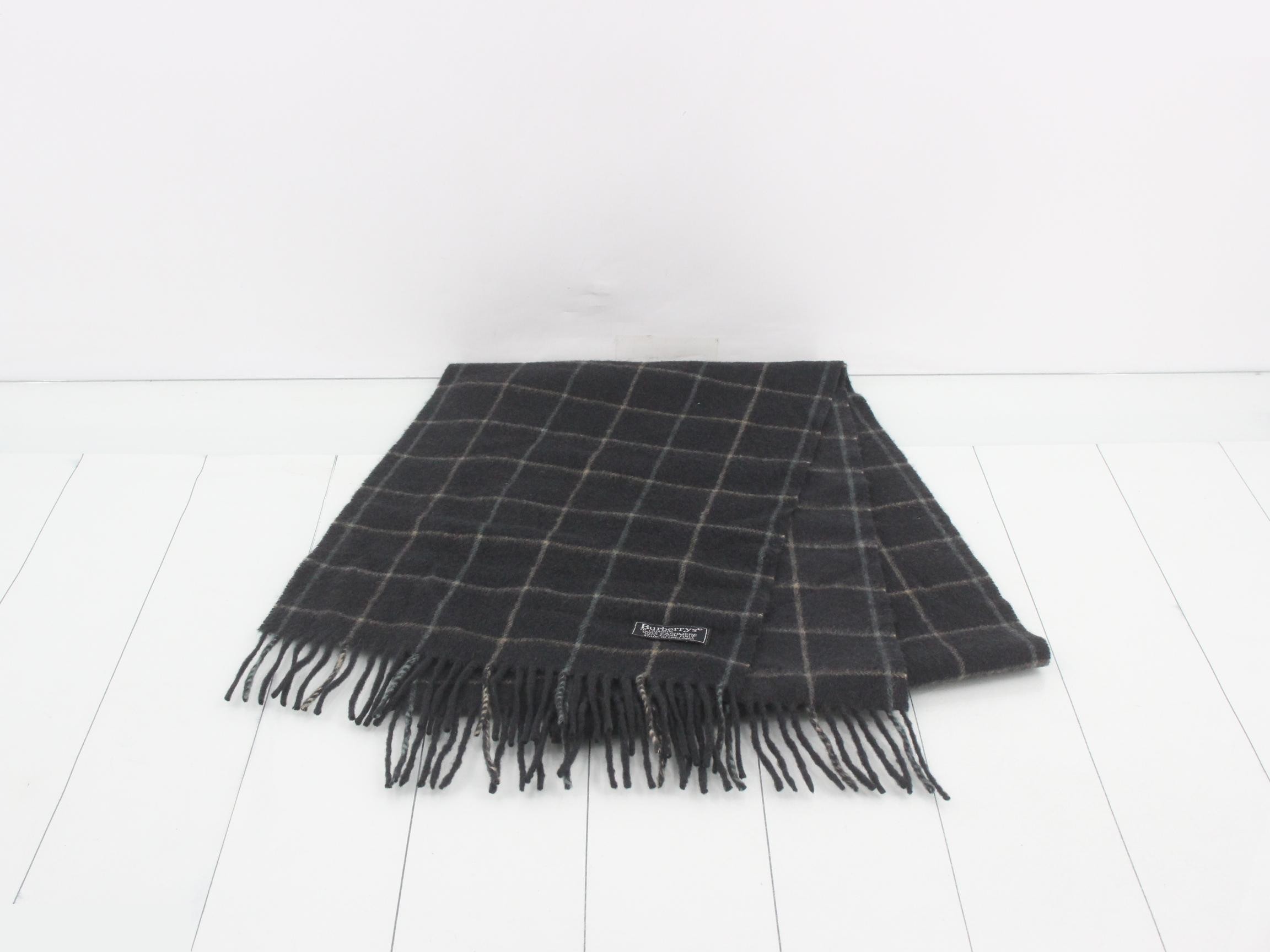 Nova Check Scarf, Green, 100% Cashmere — view 2