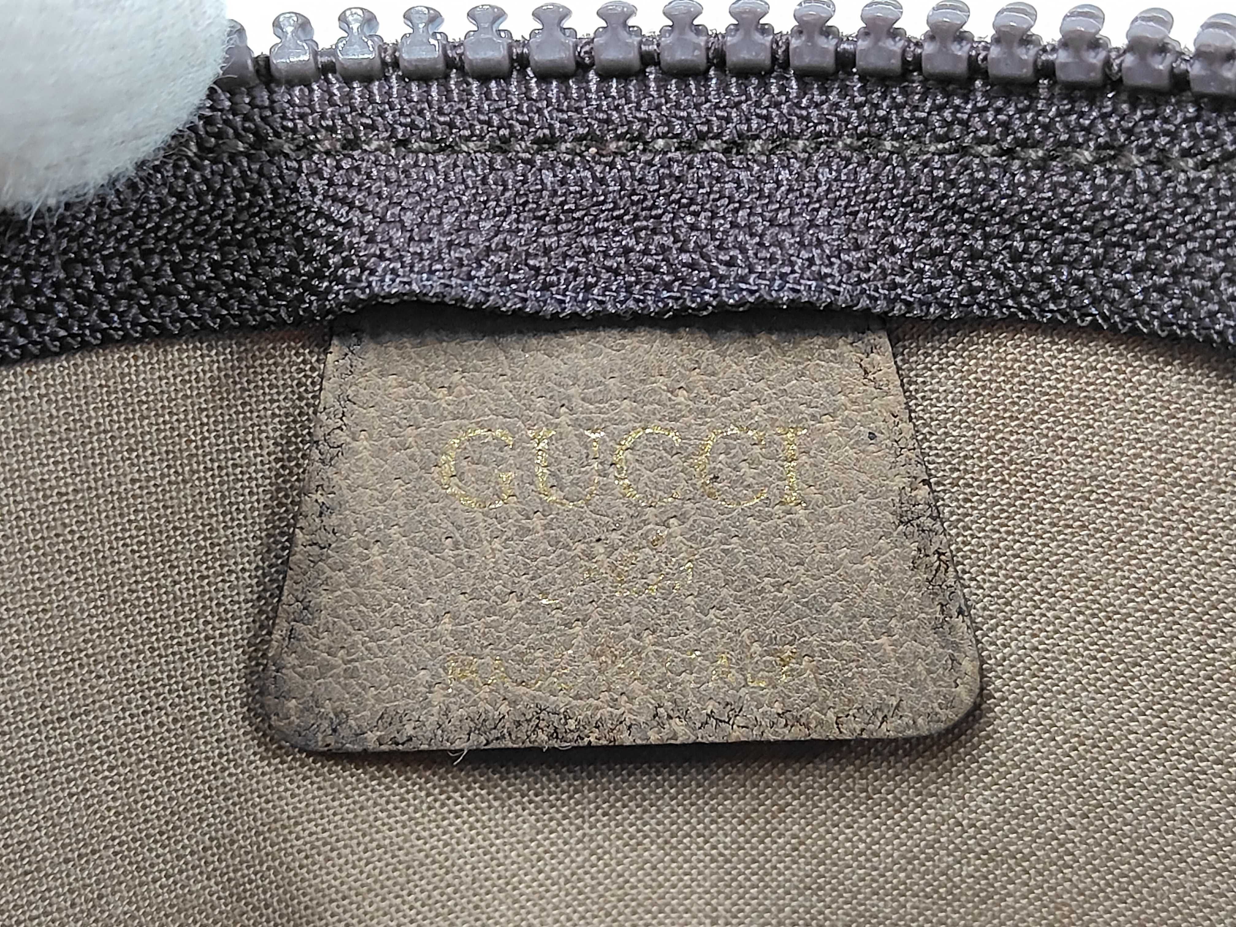 GG Supreme Second Bag Clutch Bag — view 8