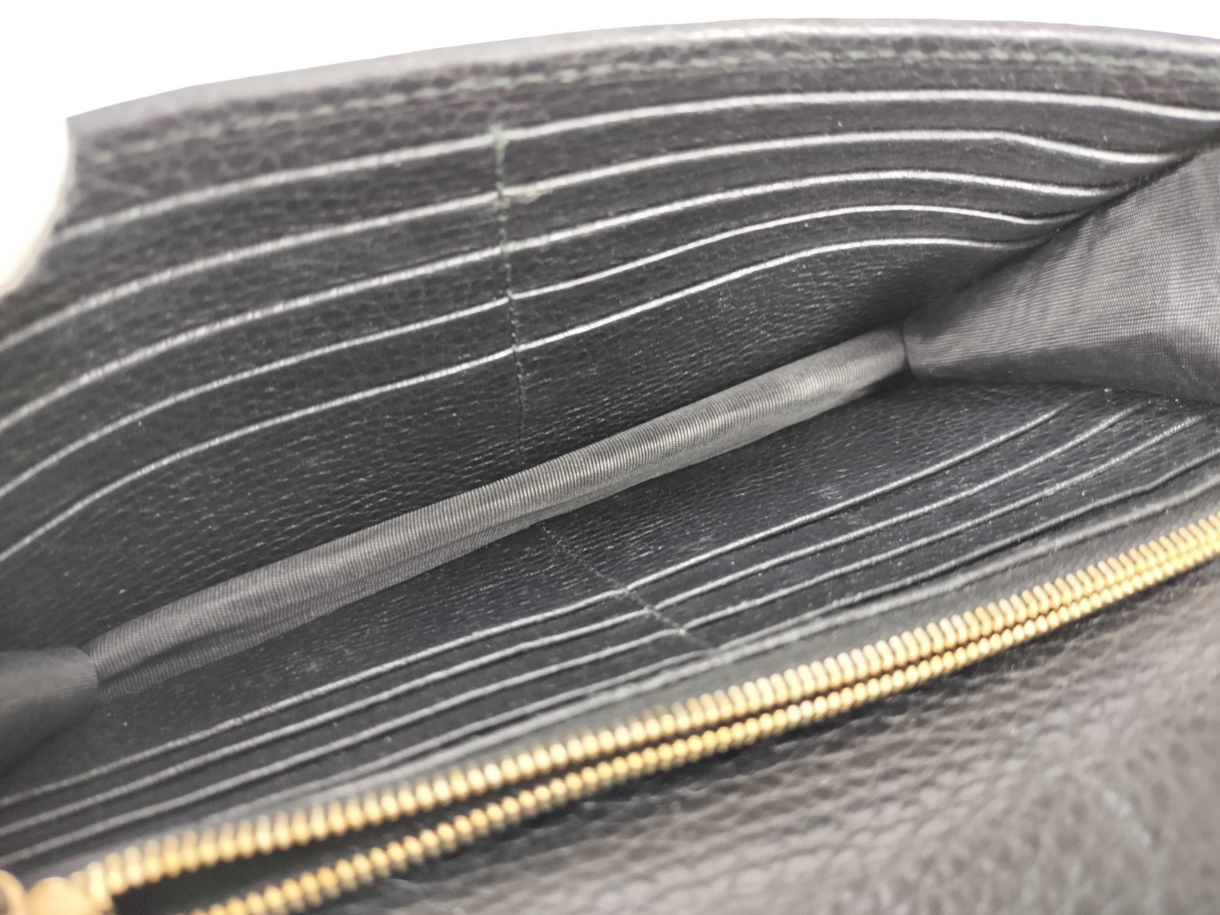 Black Chain Shoulder Bag with Gold Hardware GG Chain Wallet Interlocking Shoulder Bag — view 10