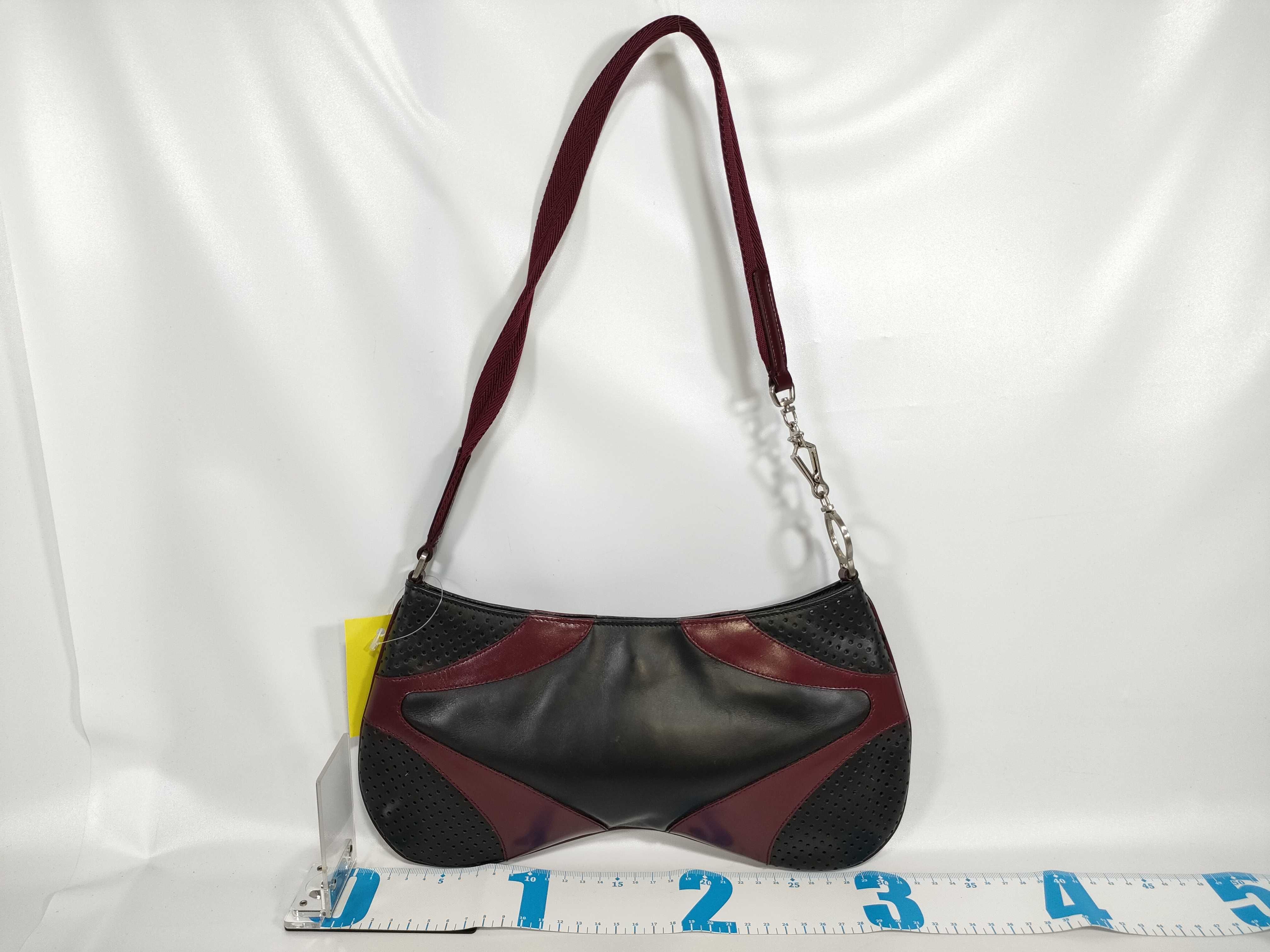 B10522 One-Shoulder Leather Shoulder Bag — view 2