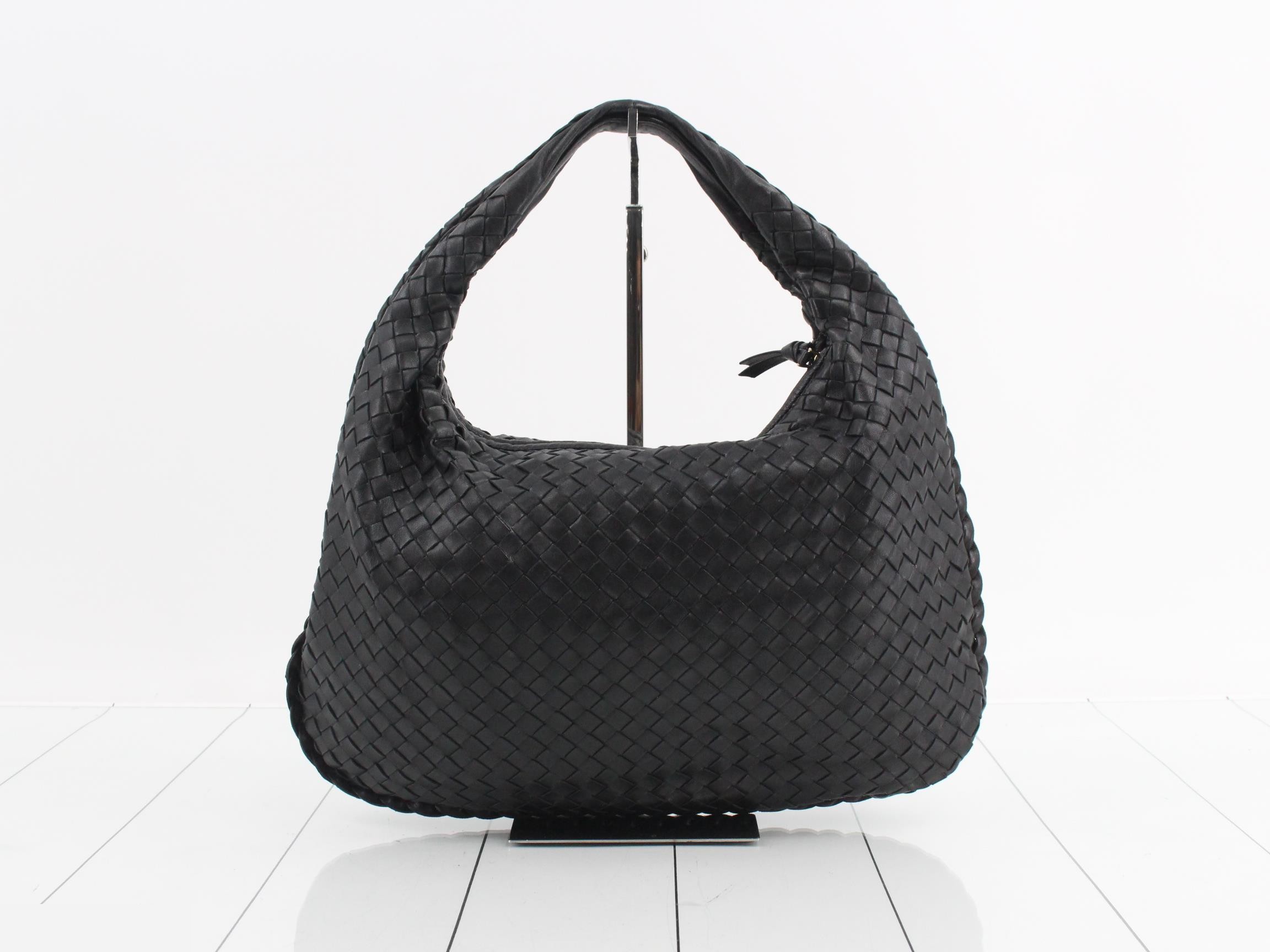 Intrecciato (bag) - One-shoulder bag - Black — view 2