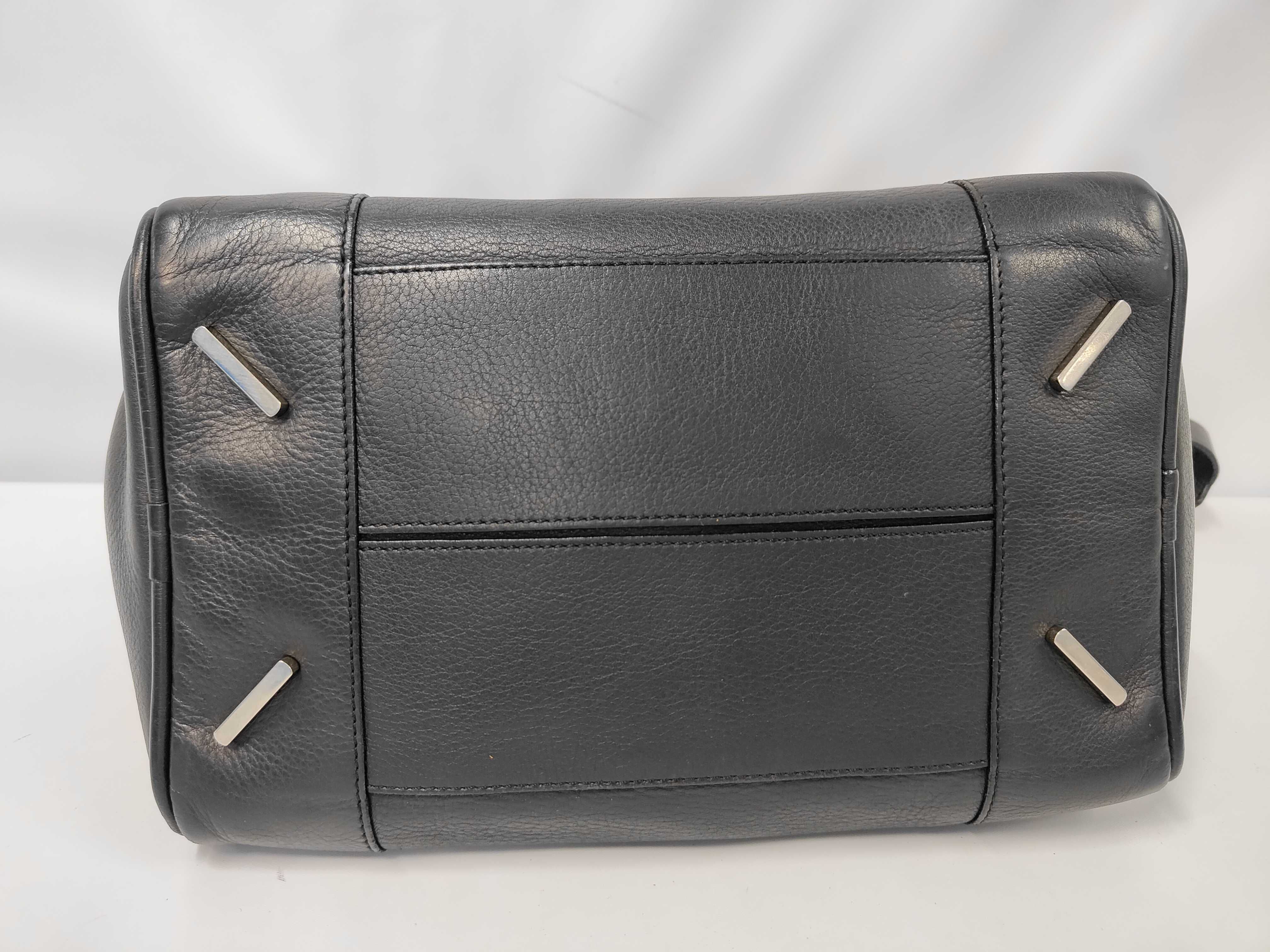 Amazona 75 Leather Black Handbag — view 3