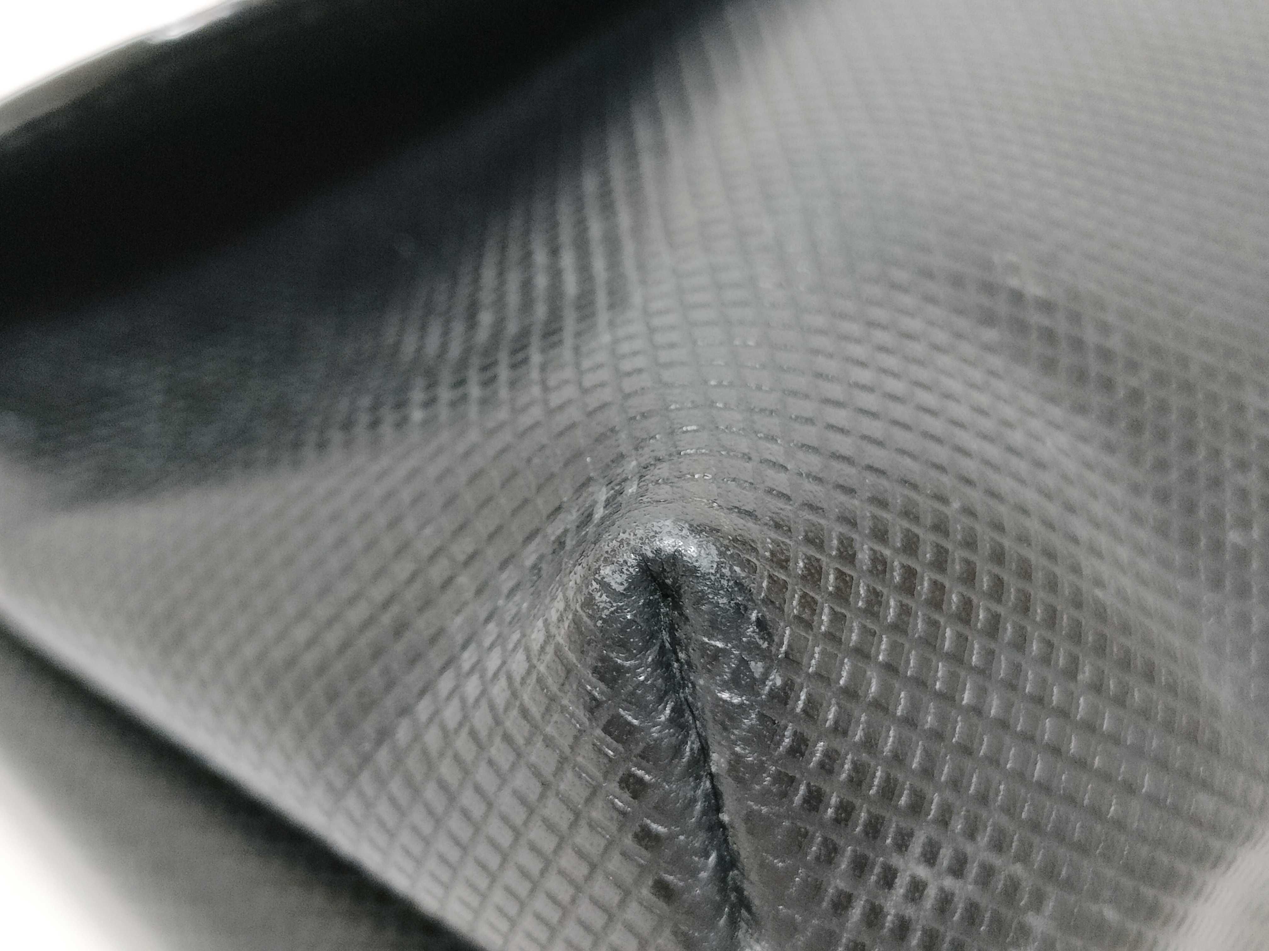 pouch — view 3
