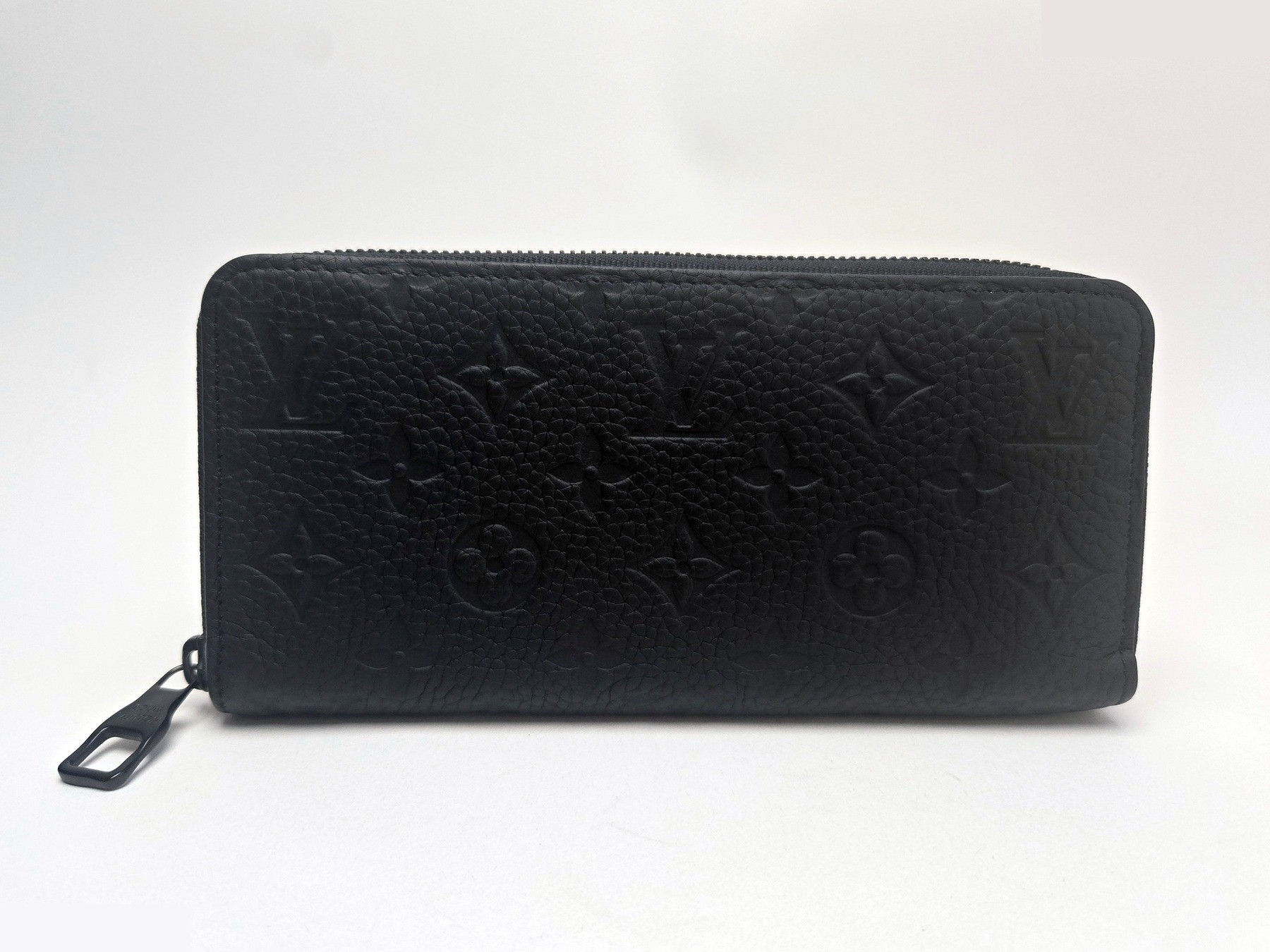 Monogram Taurillon Zippy Wallet Horizontal — view 2