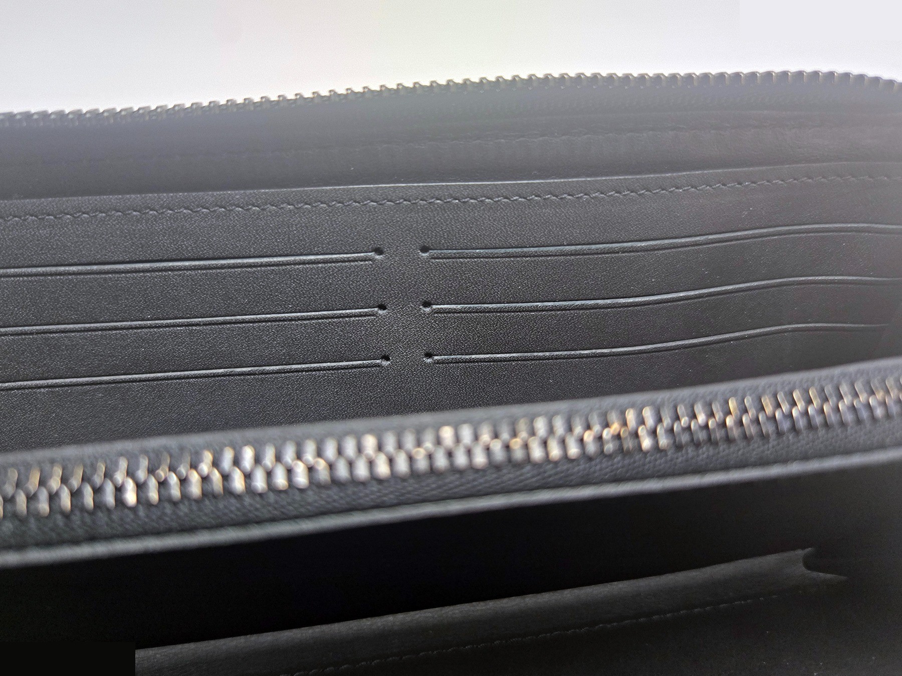 Monogram Taurillon Zippy Wallet Horizontal — view 7