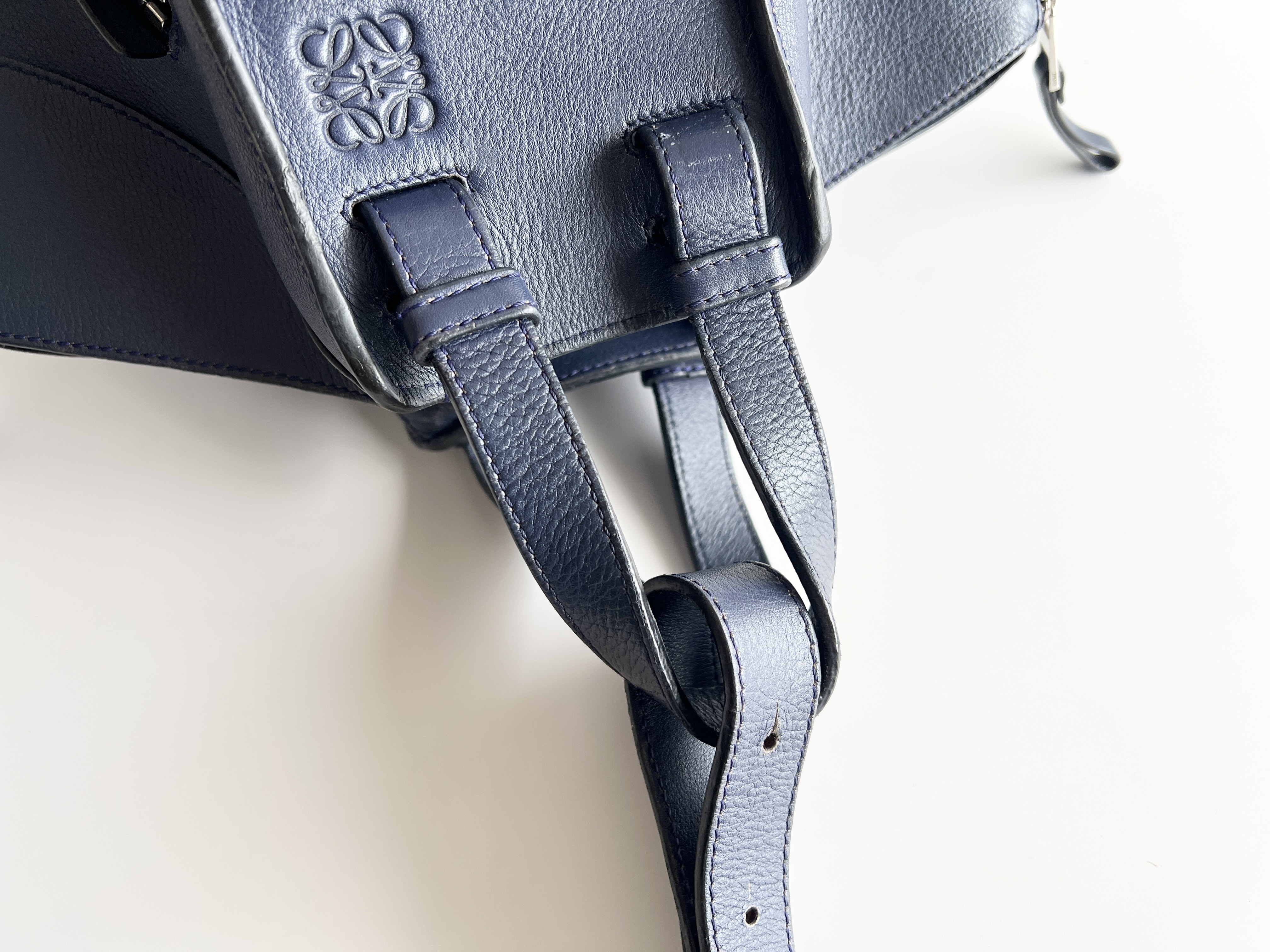 Hammock Small Anagram Logo 2way Handbag Shoulder Bag — view 4