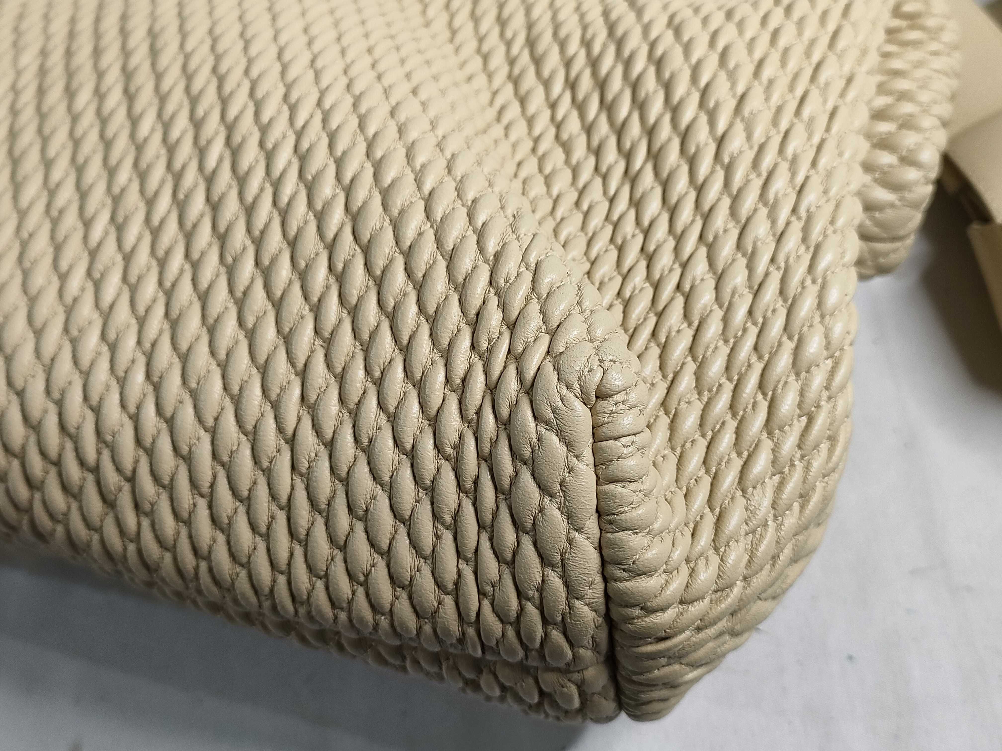 Point Triangle Bag Large Shoulder Bag — view 6