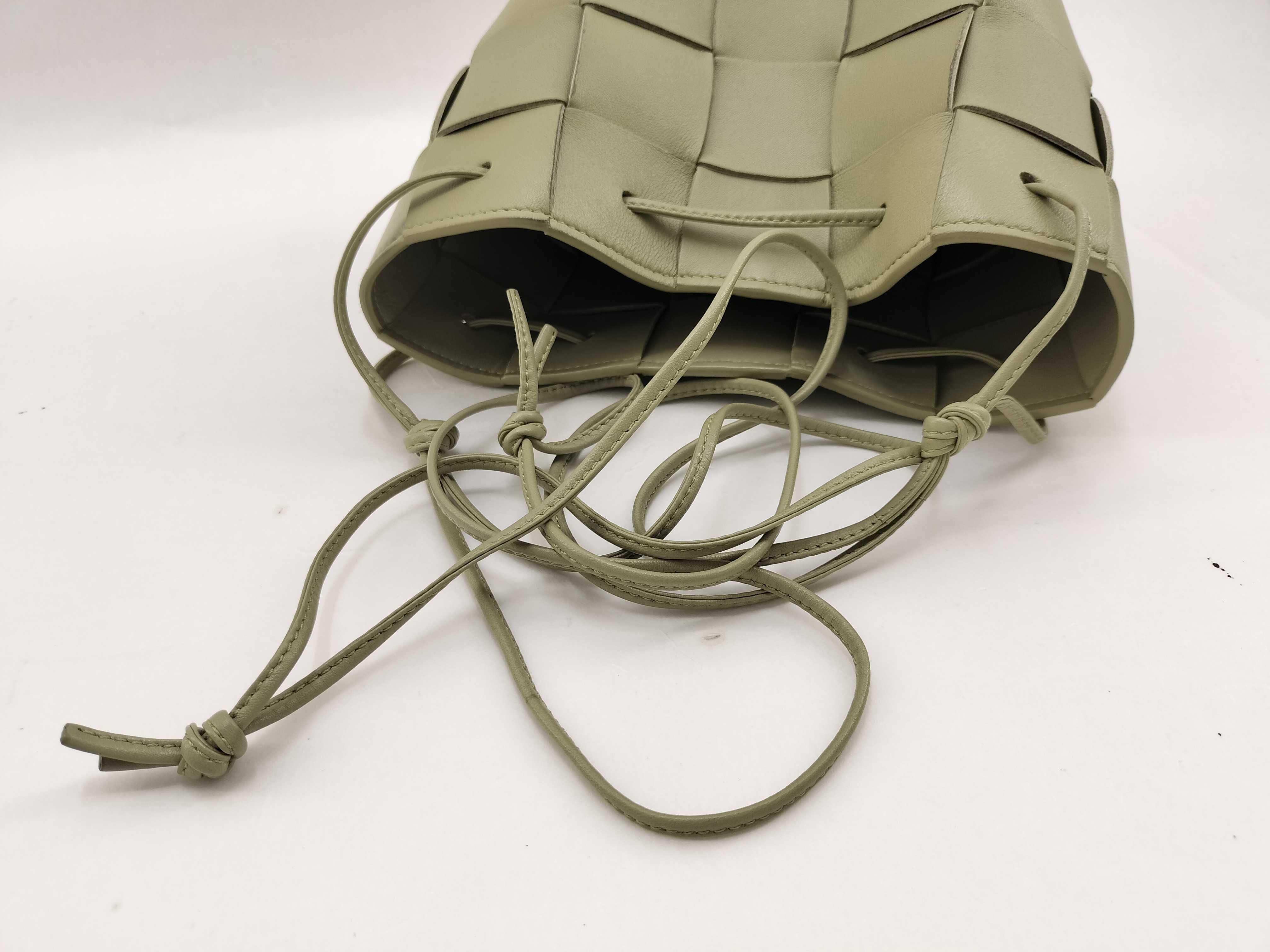 Maxi Intrecciato Cassette Small Travertine Bag 36 Shoulder Bag — view 6