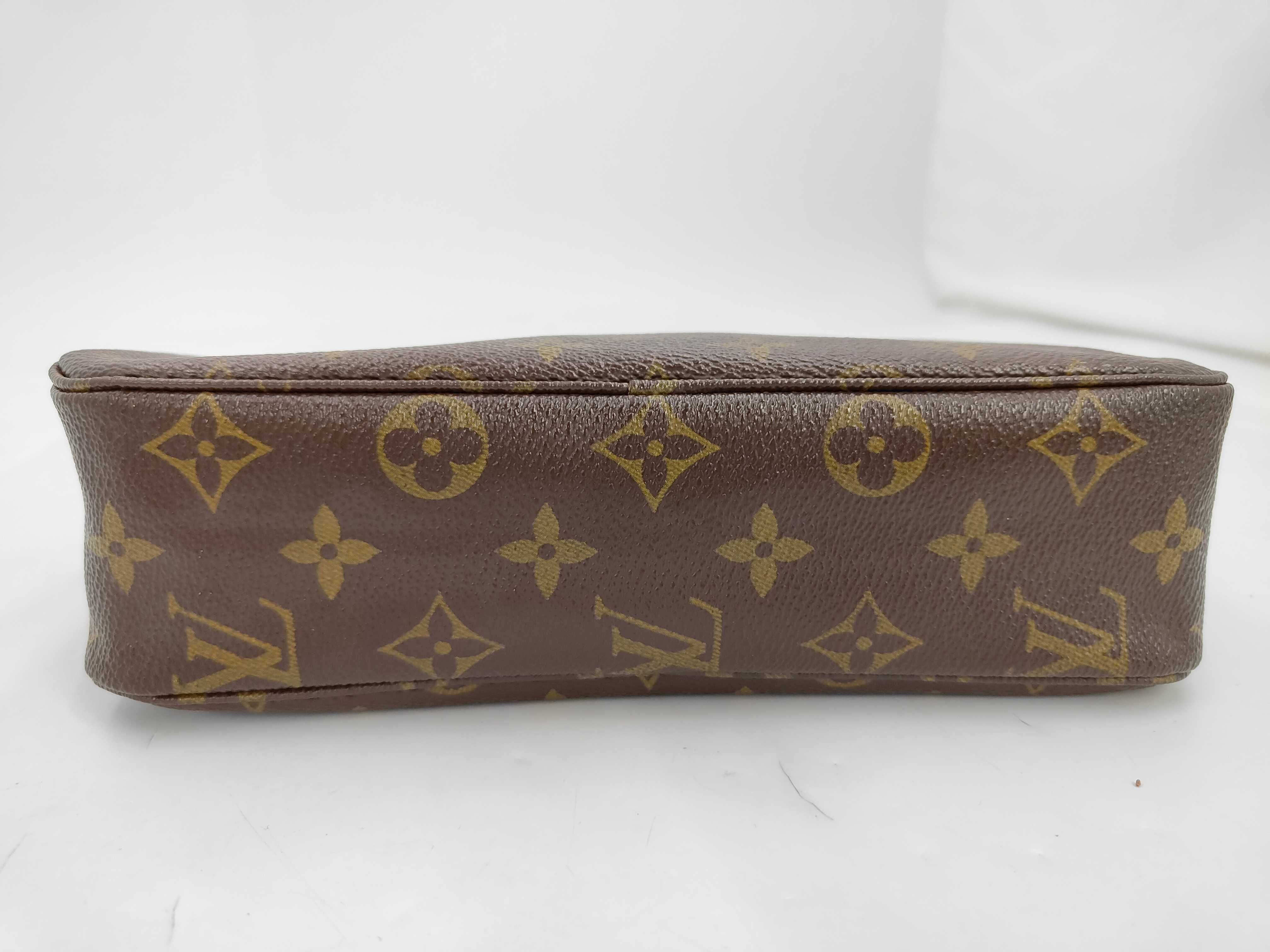 Monogram Trousses Toilette 23 (No serial number) Pouch — view 4