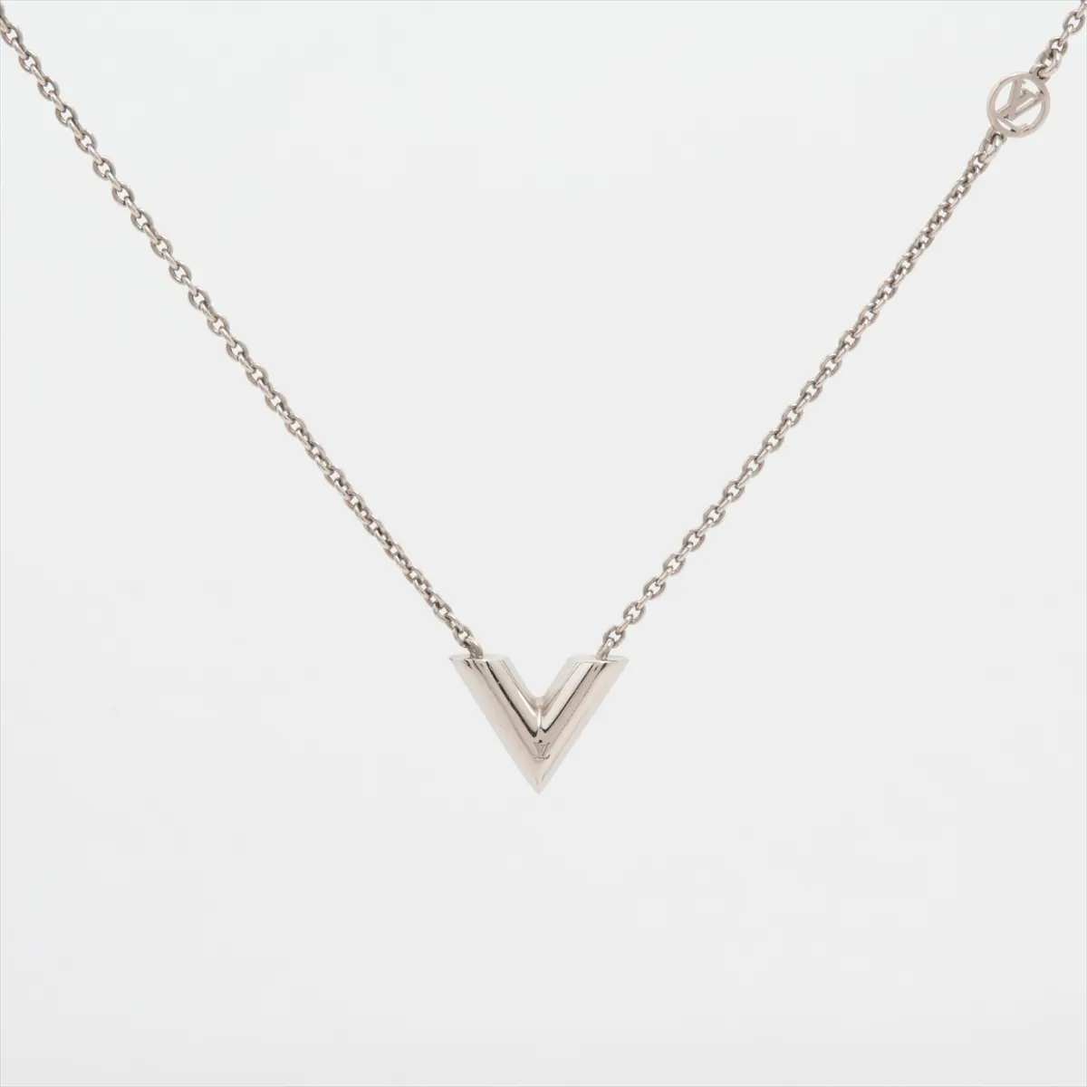 M63197 Essential V Necklace LE0179 - Metal Silver Necklace with dents,