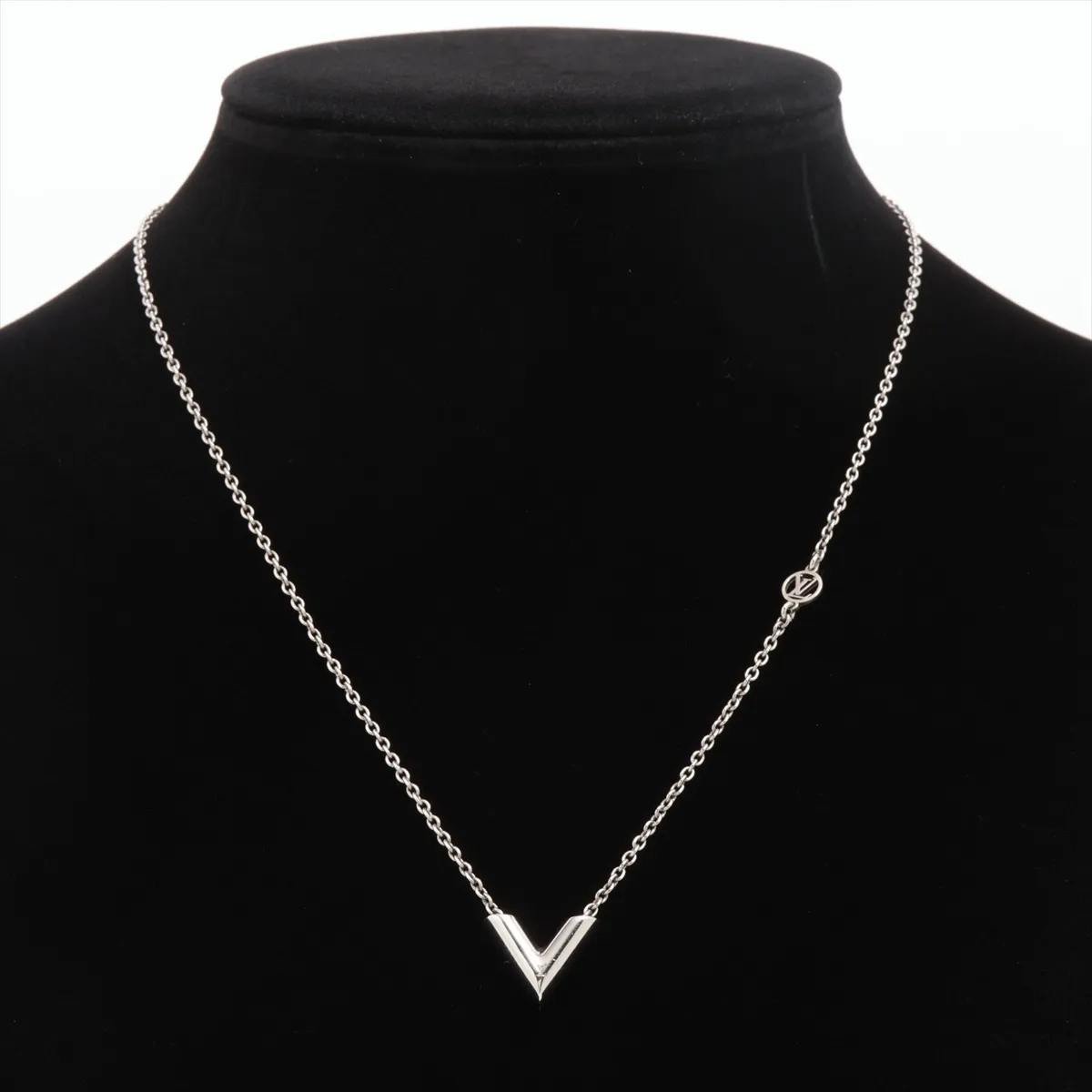 M63197 Essential V Necklace LE0179 - Metal Silver Necklace with dents, — view 5