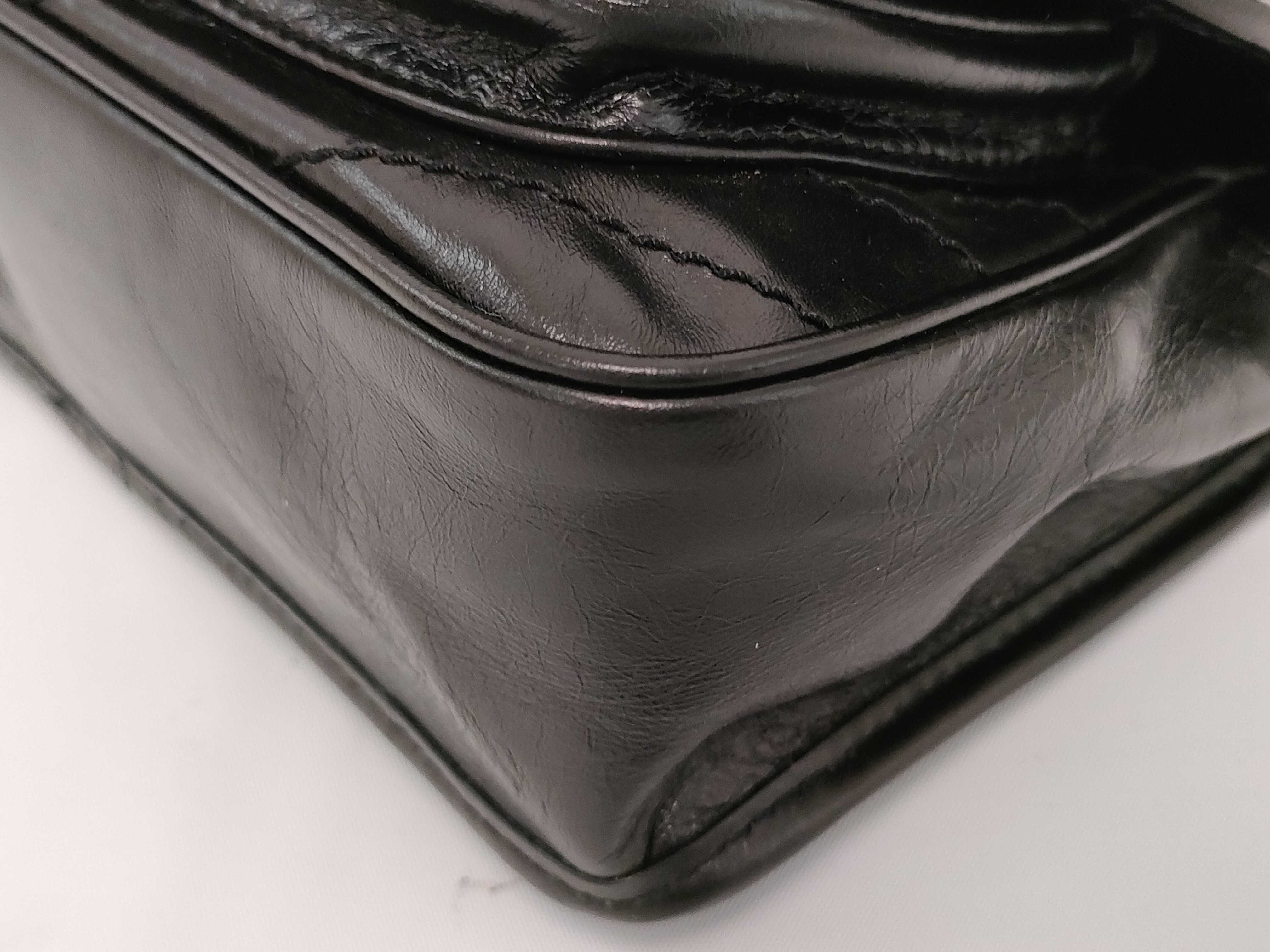 Niki Chain Shoulder Bag — view 6