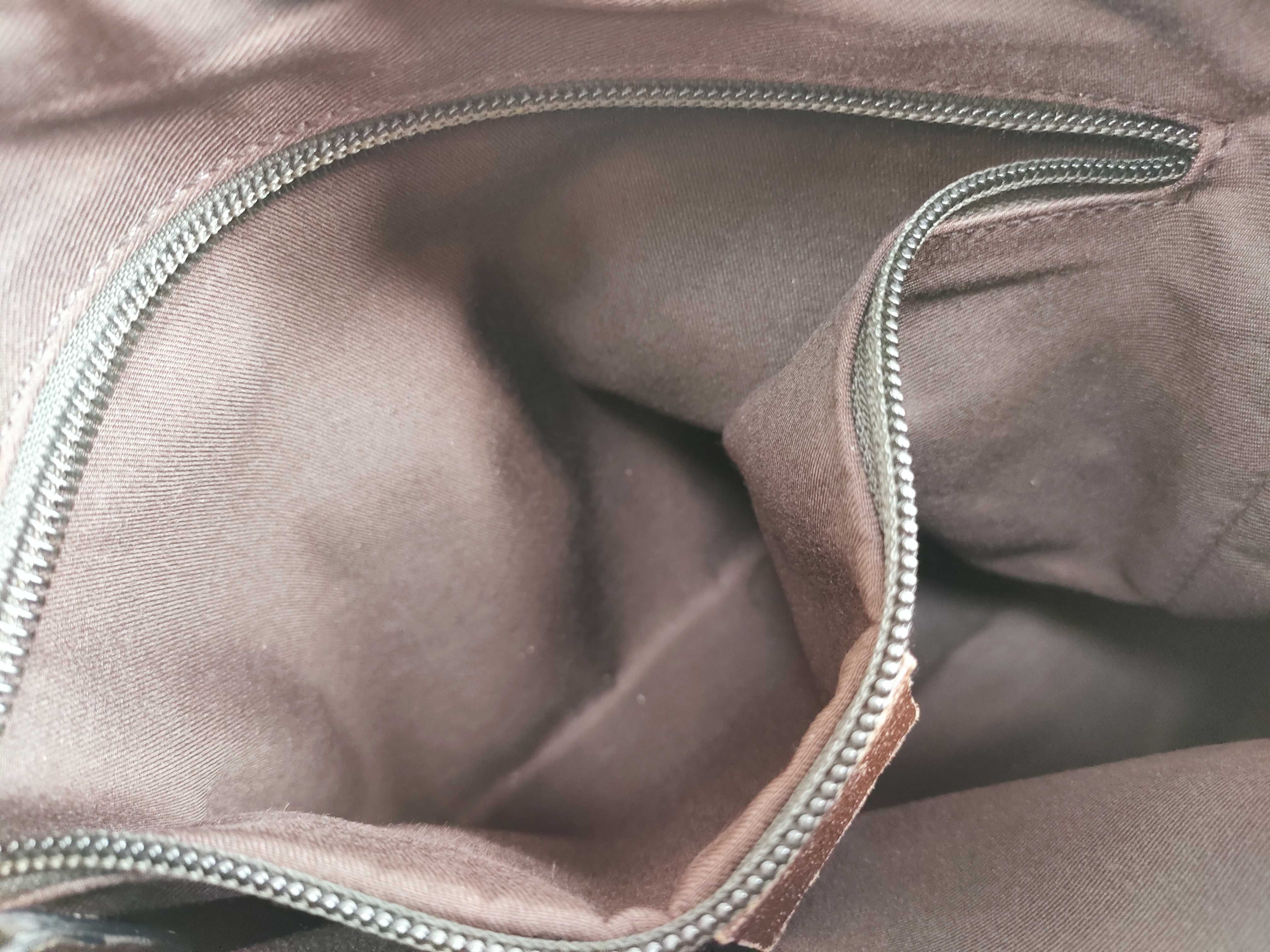 GG Canvas Shoulder Bag 131211214397 — view 12