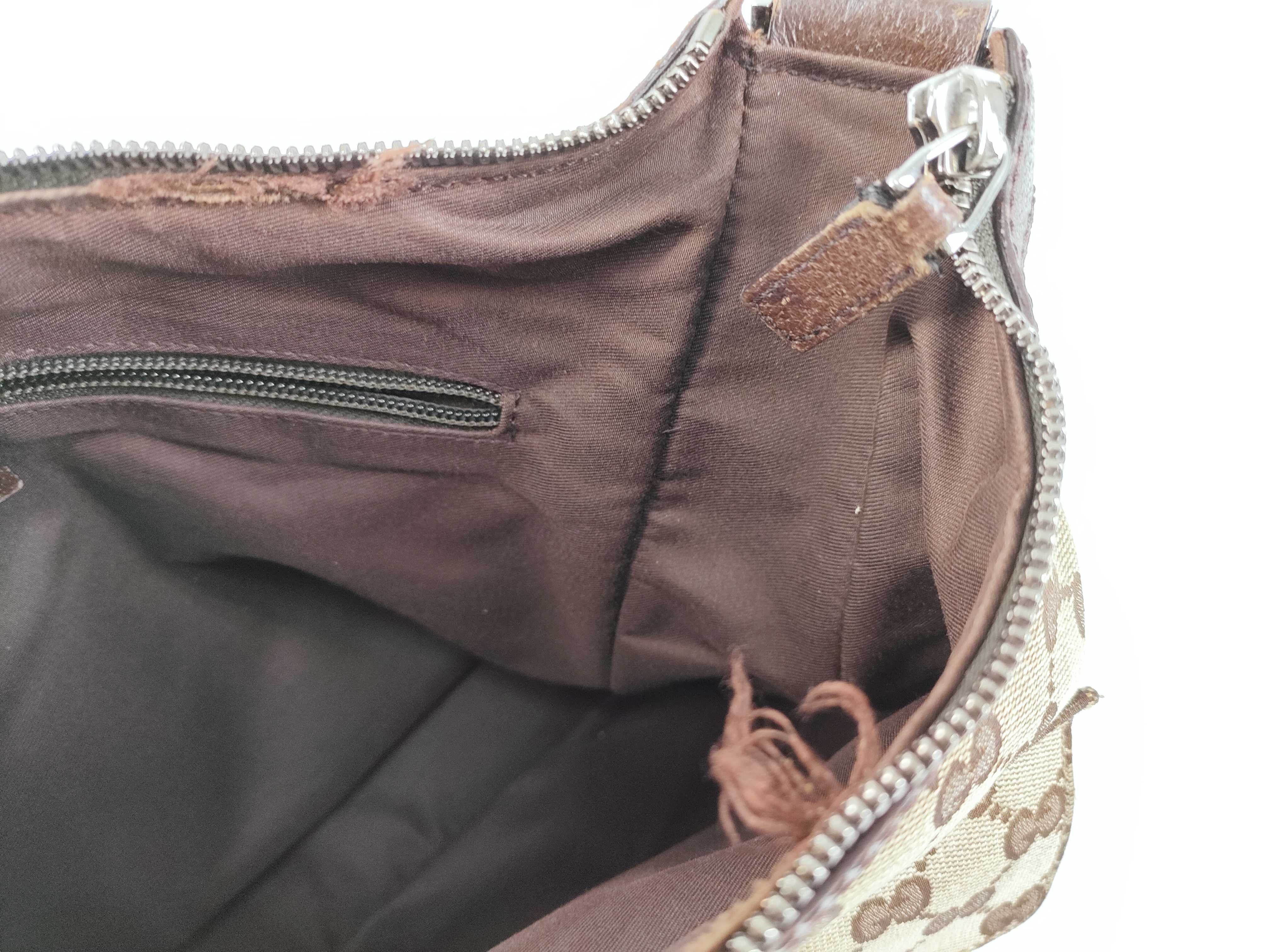 GG Canvas Shoulder Bag 131211214397 — view 9