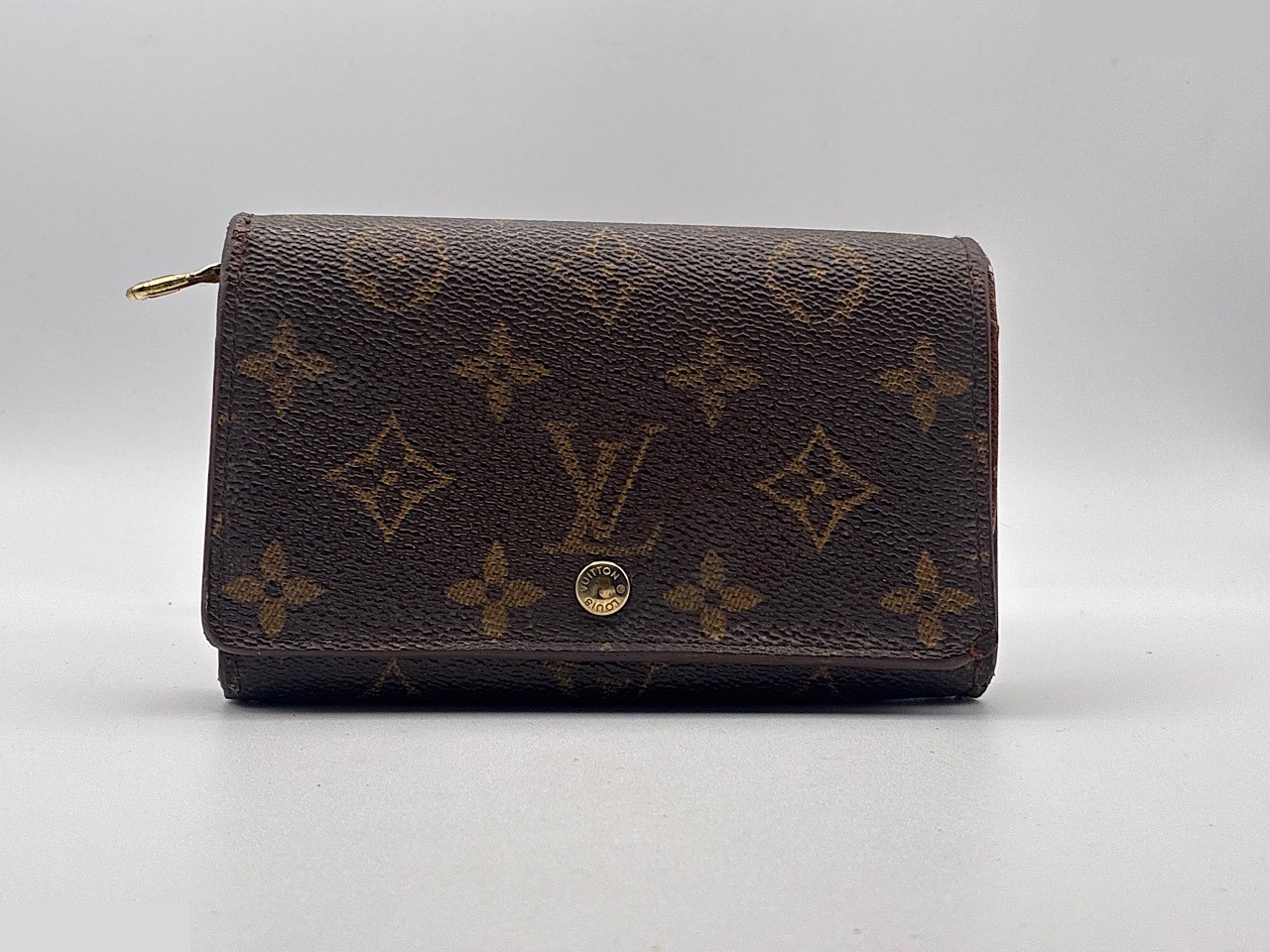 tresor monogram