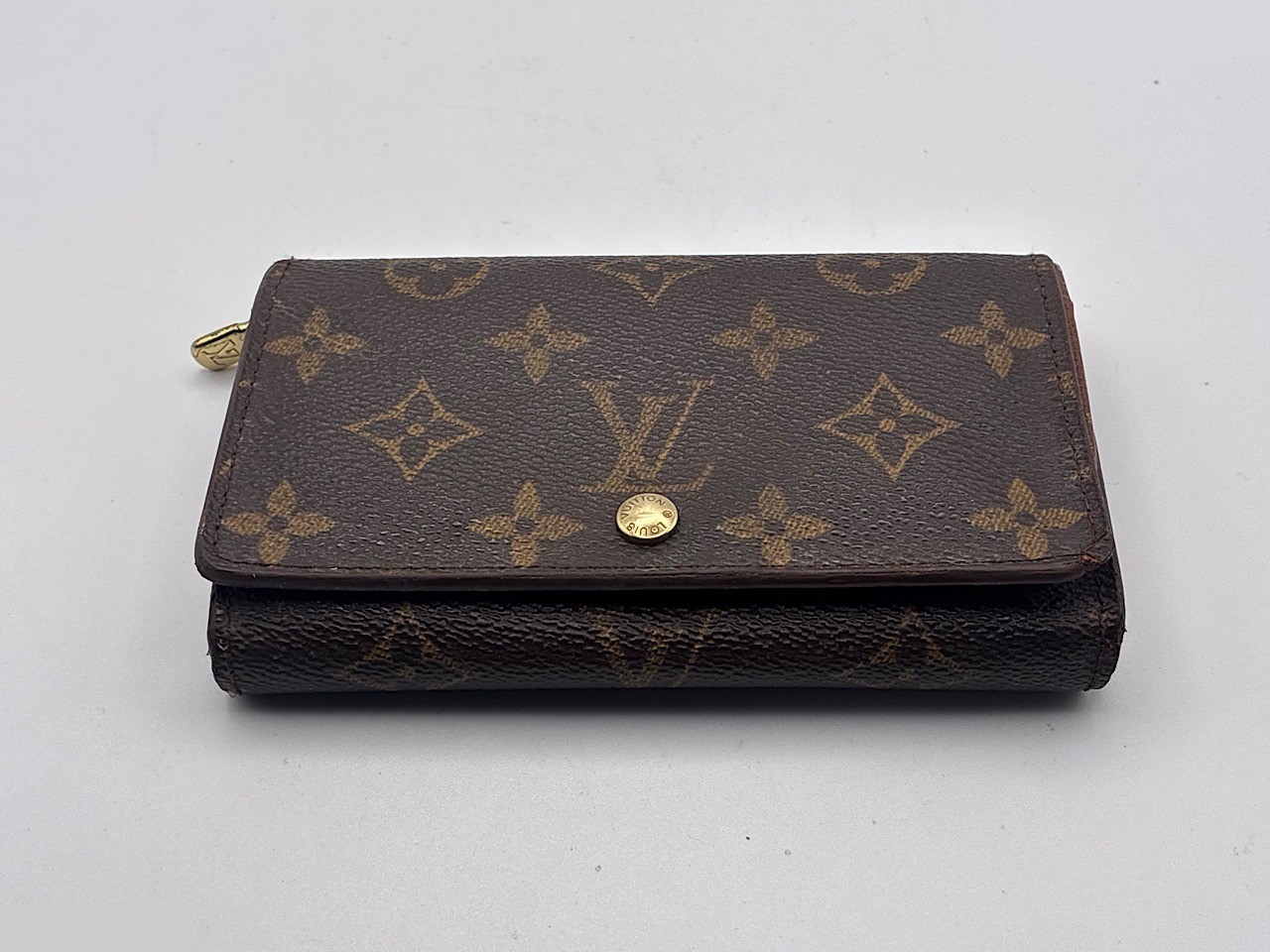 tresor monogram — view 3
