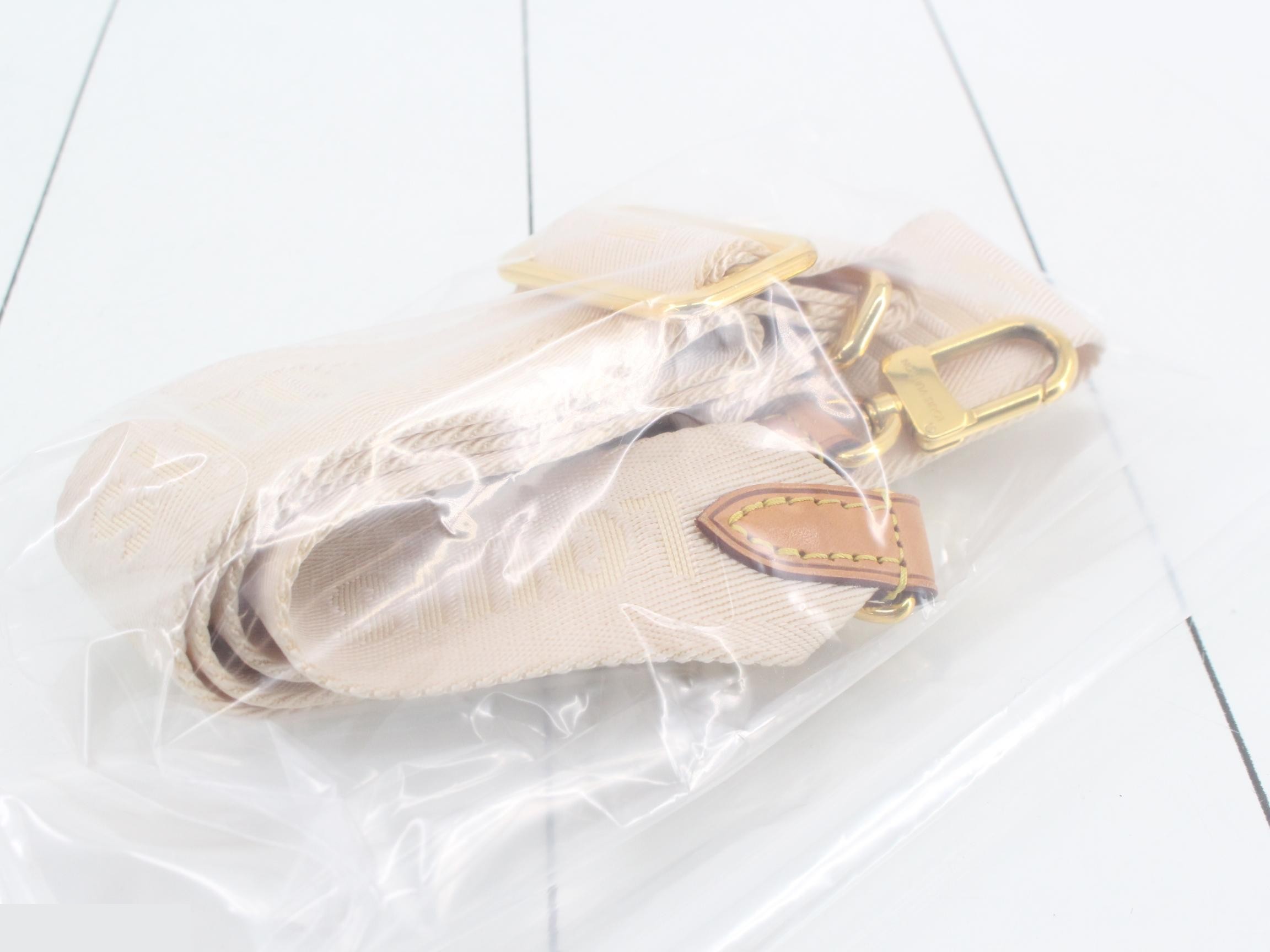 Multi Pochette Accessoires 2-Way Shoulder Bag — view 7